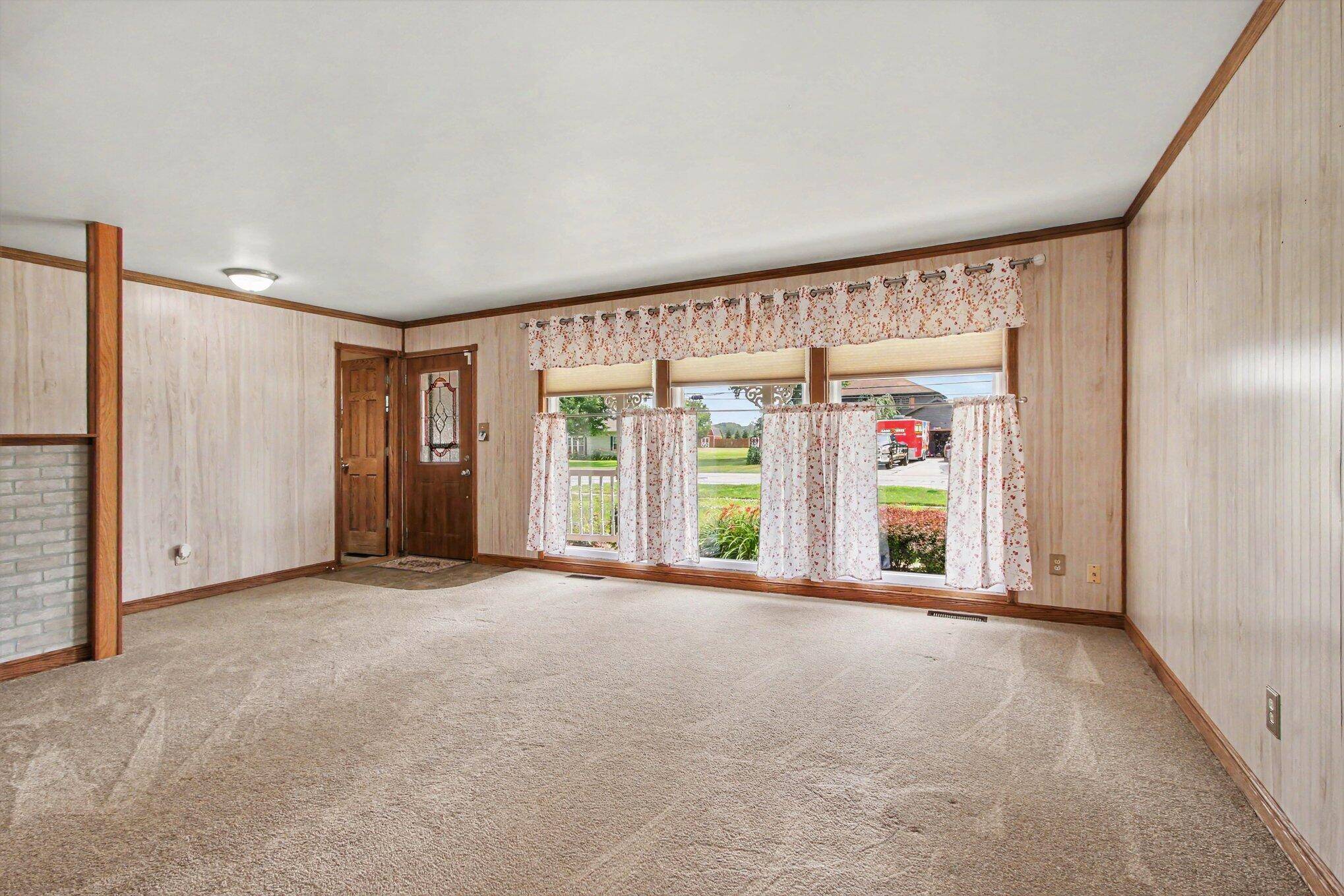2400 E Cleveland Avenue, Hobart, IN 46342