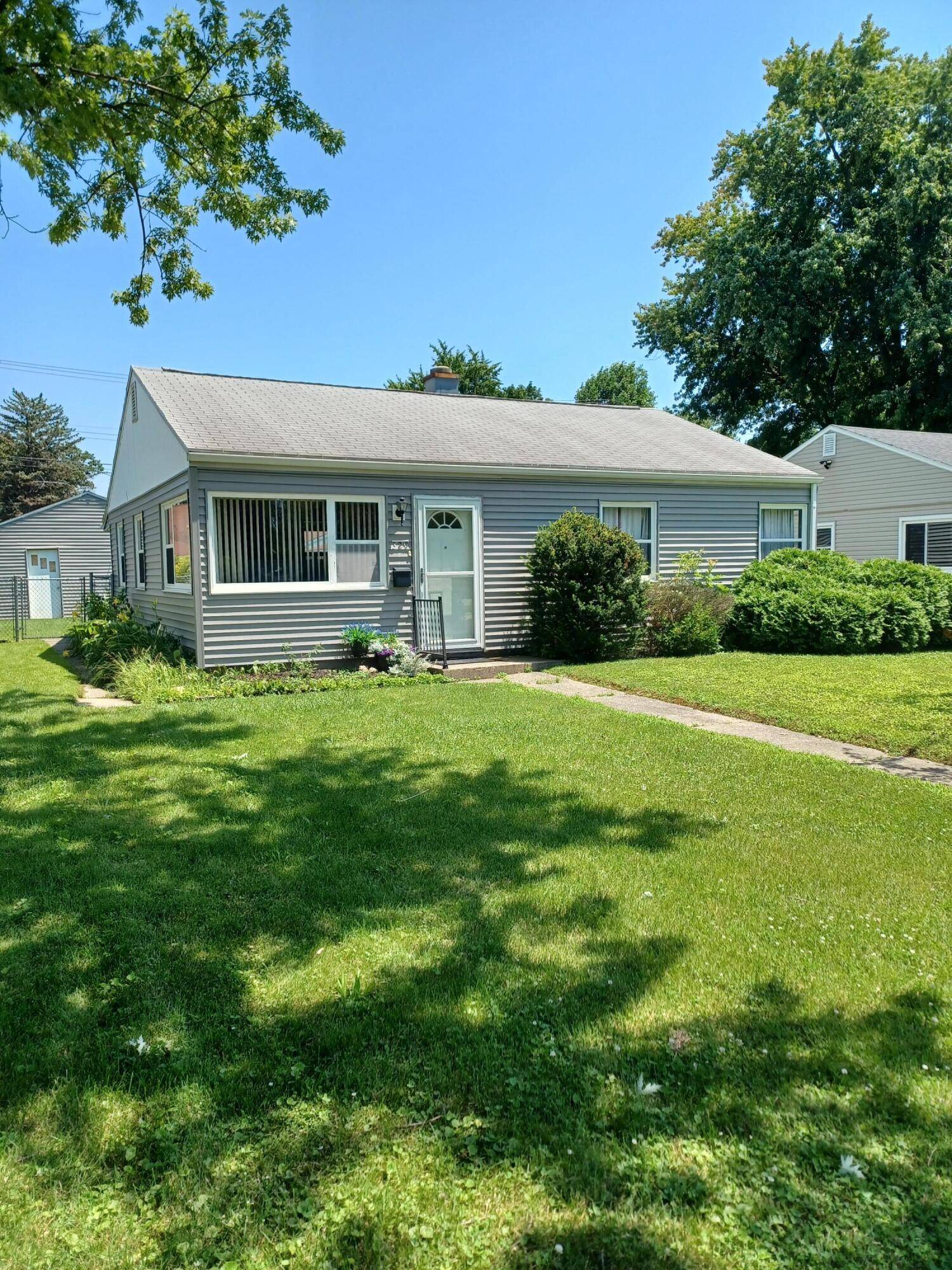329 N Virginia Street, Hobart, IN 46342
