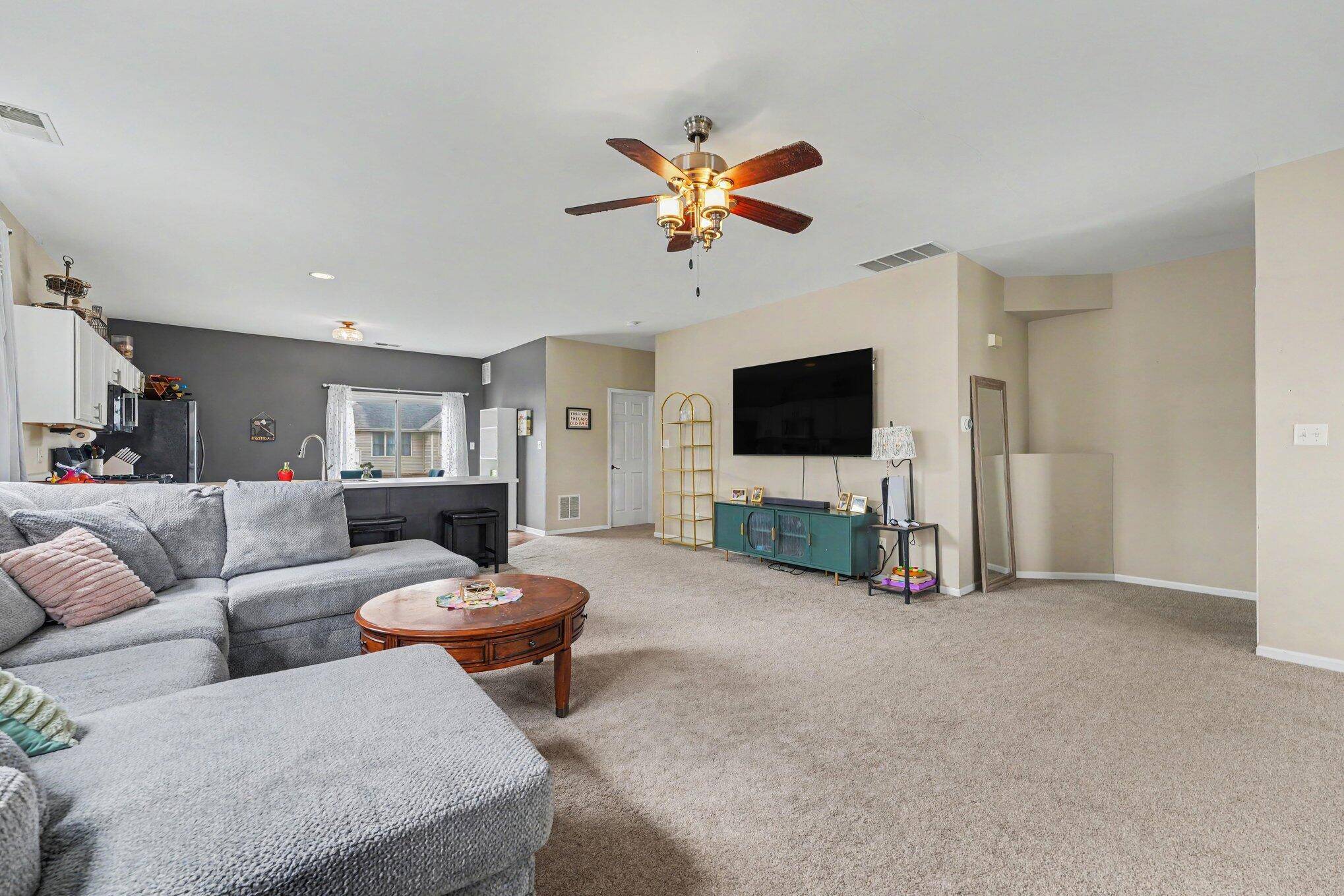 1165 Poppyfield Place, Schererville, IN 46375