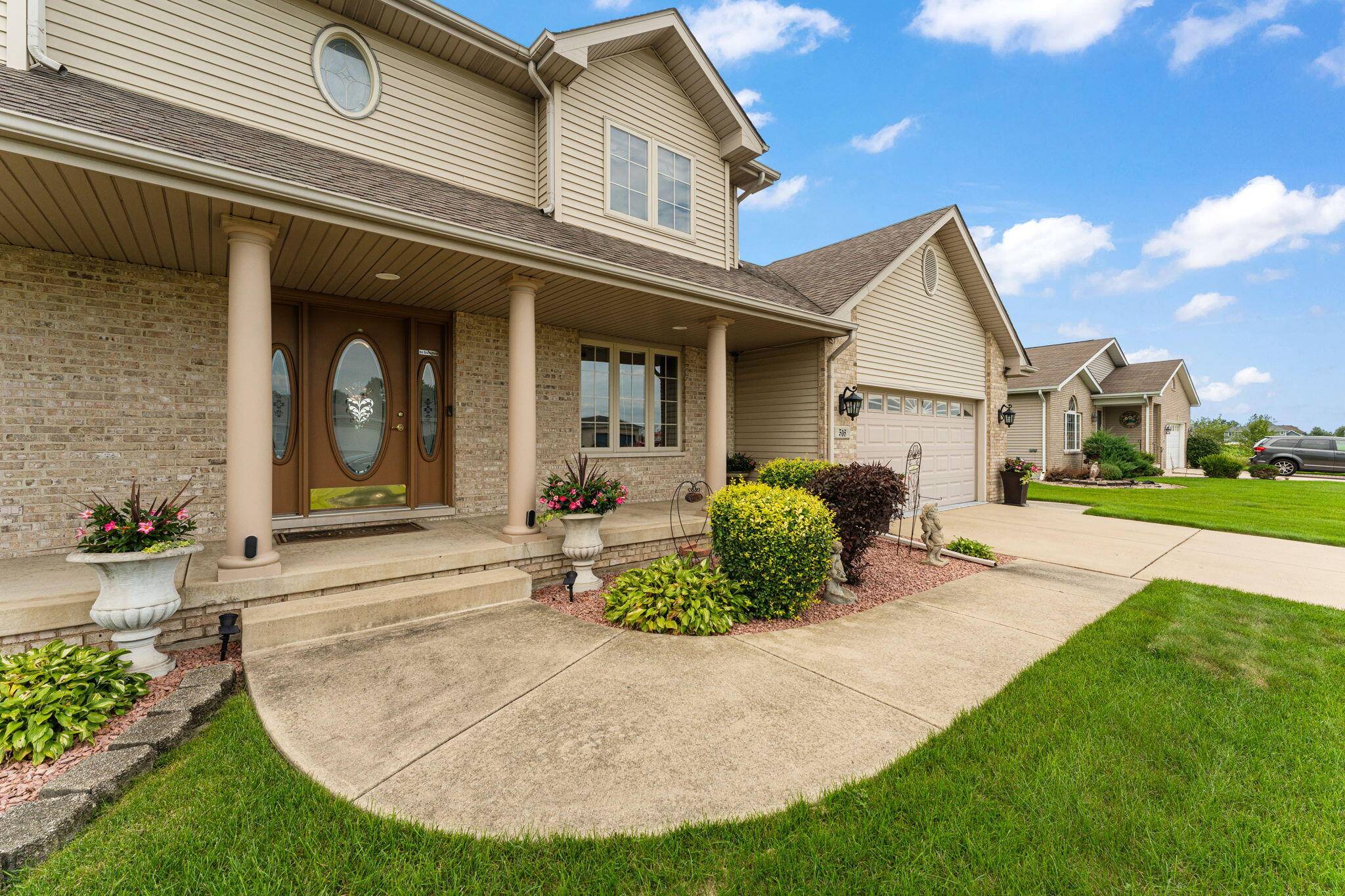 516 Seminary Drive, Dyer, IN 46311