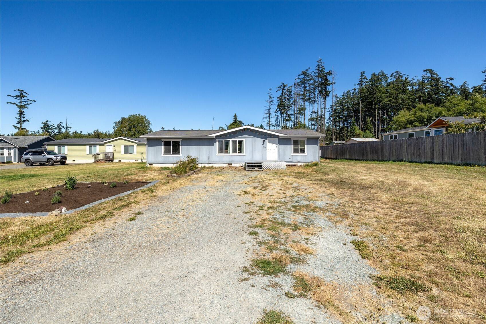 1060 Sidney ST, Oak Harbor, WA 98277