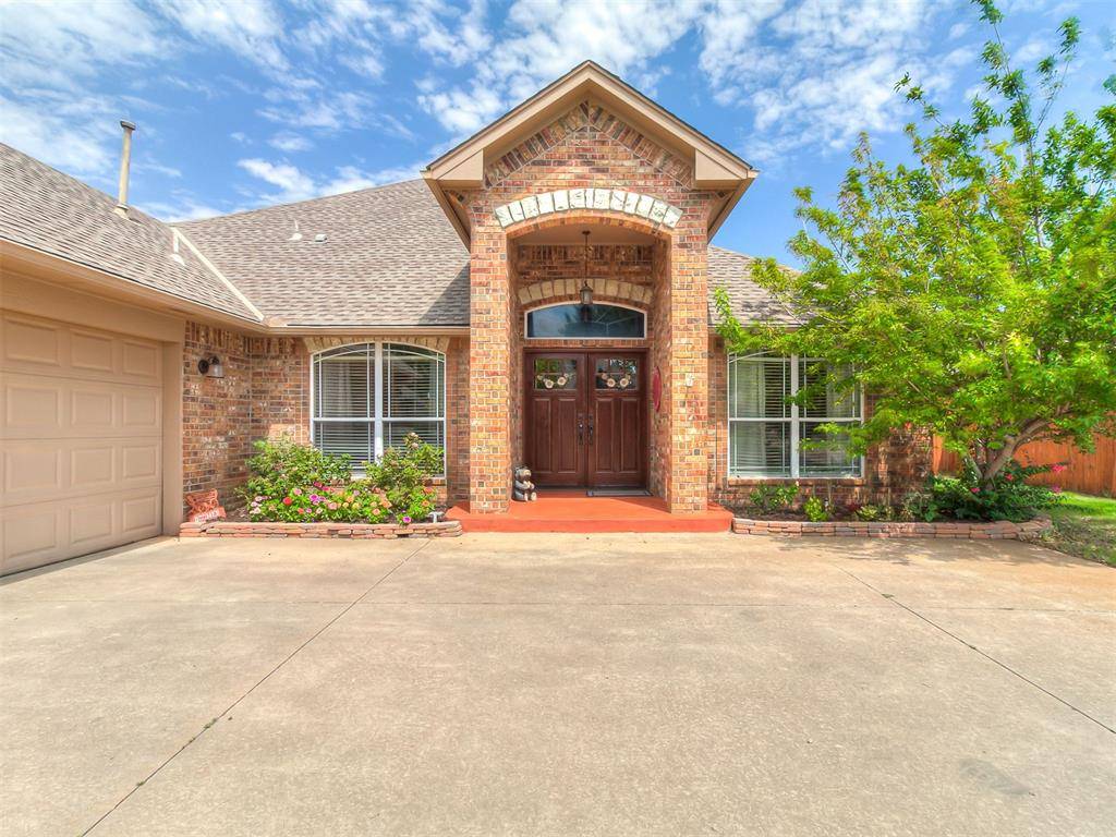 16008 Ledge LN, Edmond, OK 73013