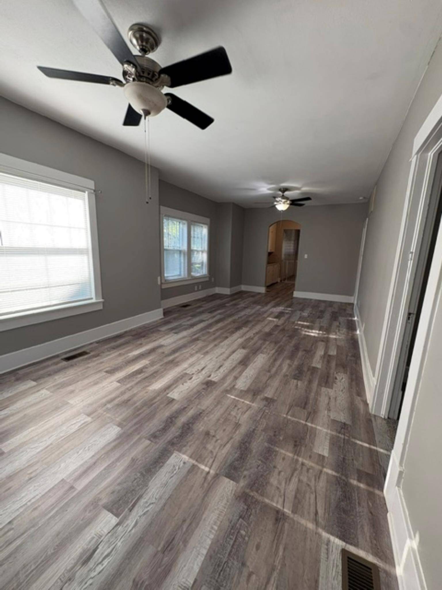 514 W Cave Springs Ave, El Dorado, KS 67042