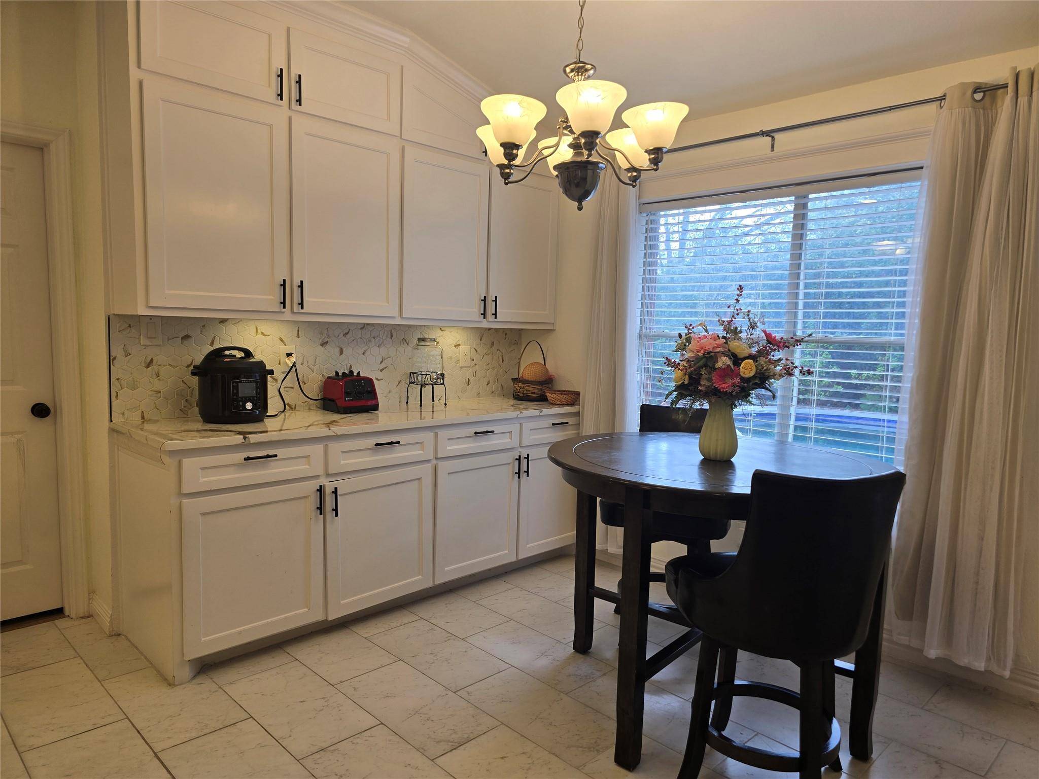 3228 Arroyo Bluff LN, Round Rock, TX 78681
