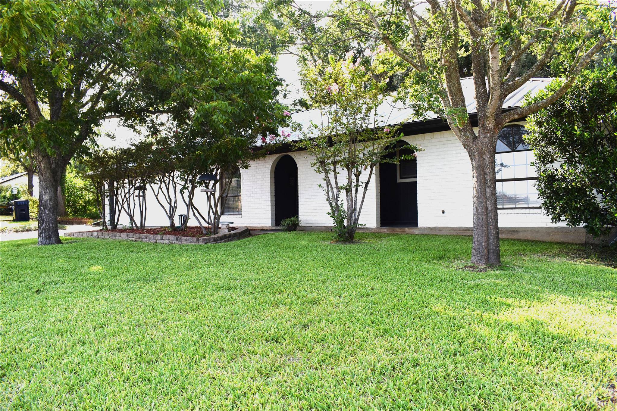 1702 Pecos Ave, Rockdale, TX 76567
