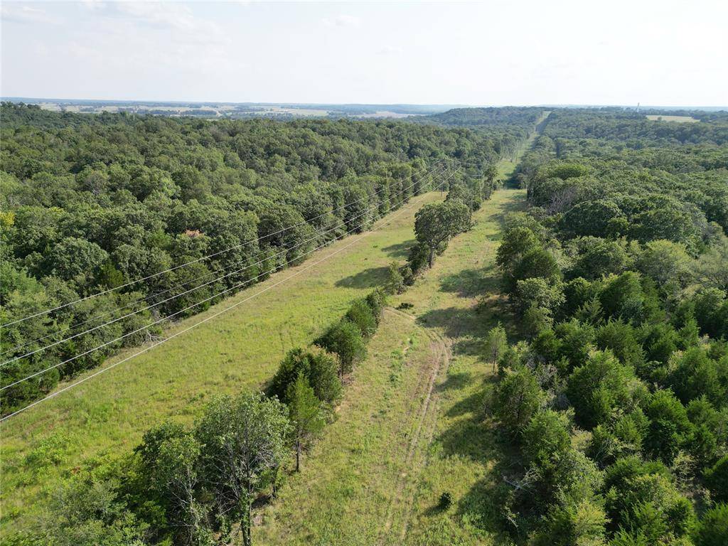 7507 E 137 RD, Holdenville, OK 74848