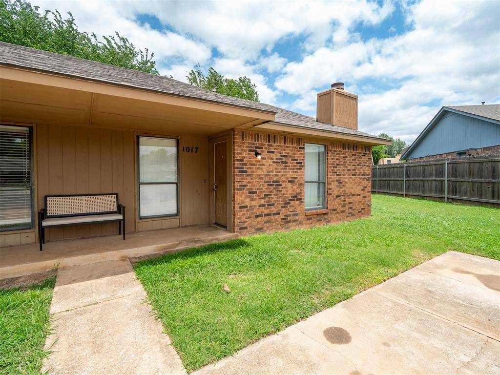 1017 Acacia CIR #1019, Noble, OK 73068