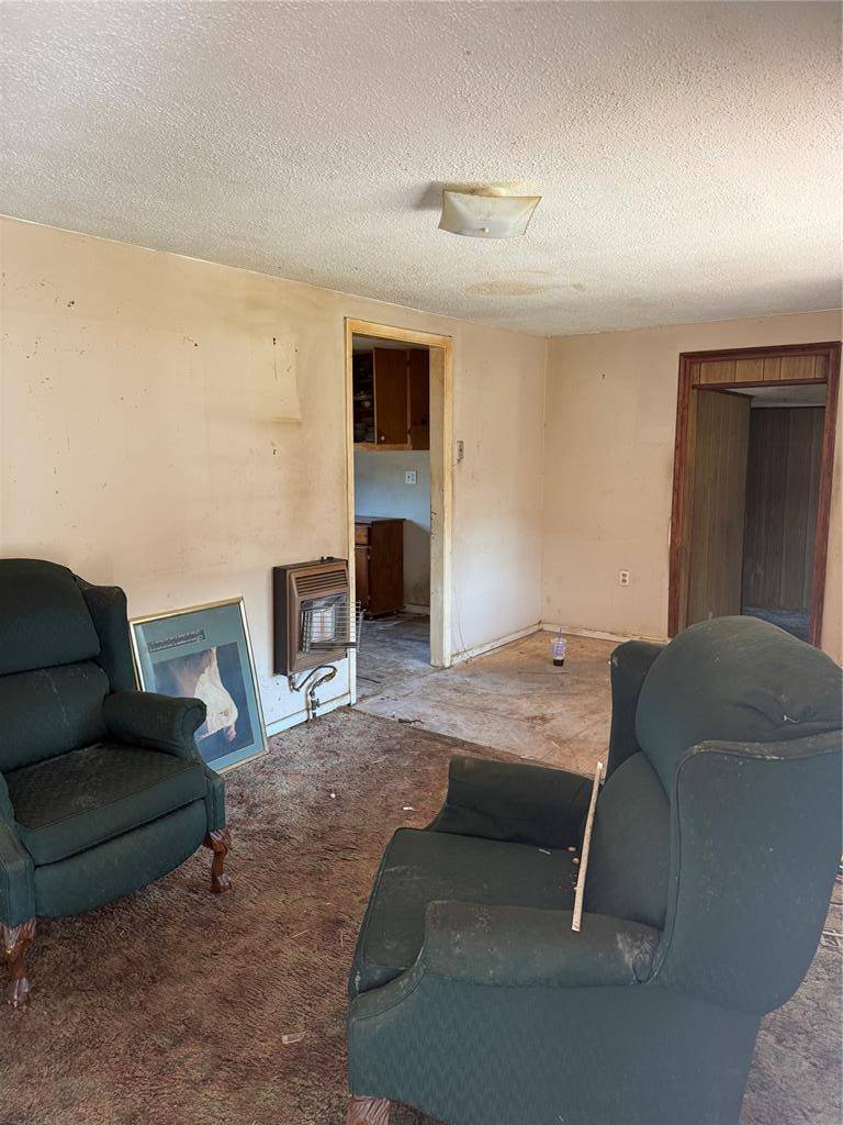 2 SW Howard AVE, Idabel, OK 74745