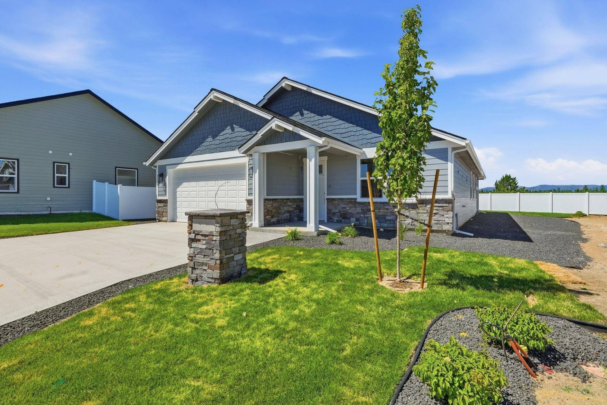 1255 N HIGH DESERT Dr, Deer Park, WA 99006
