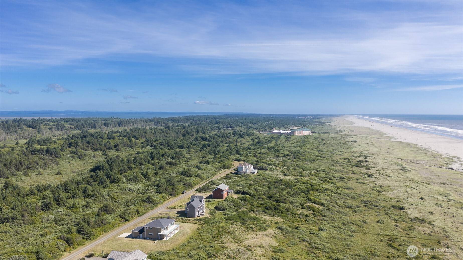 126 Dunes LN, Ocean City, WA 98569