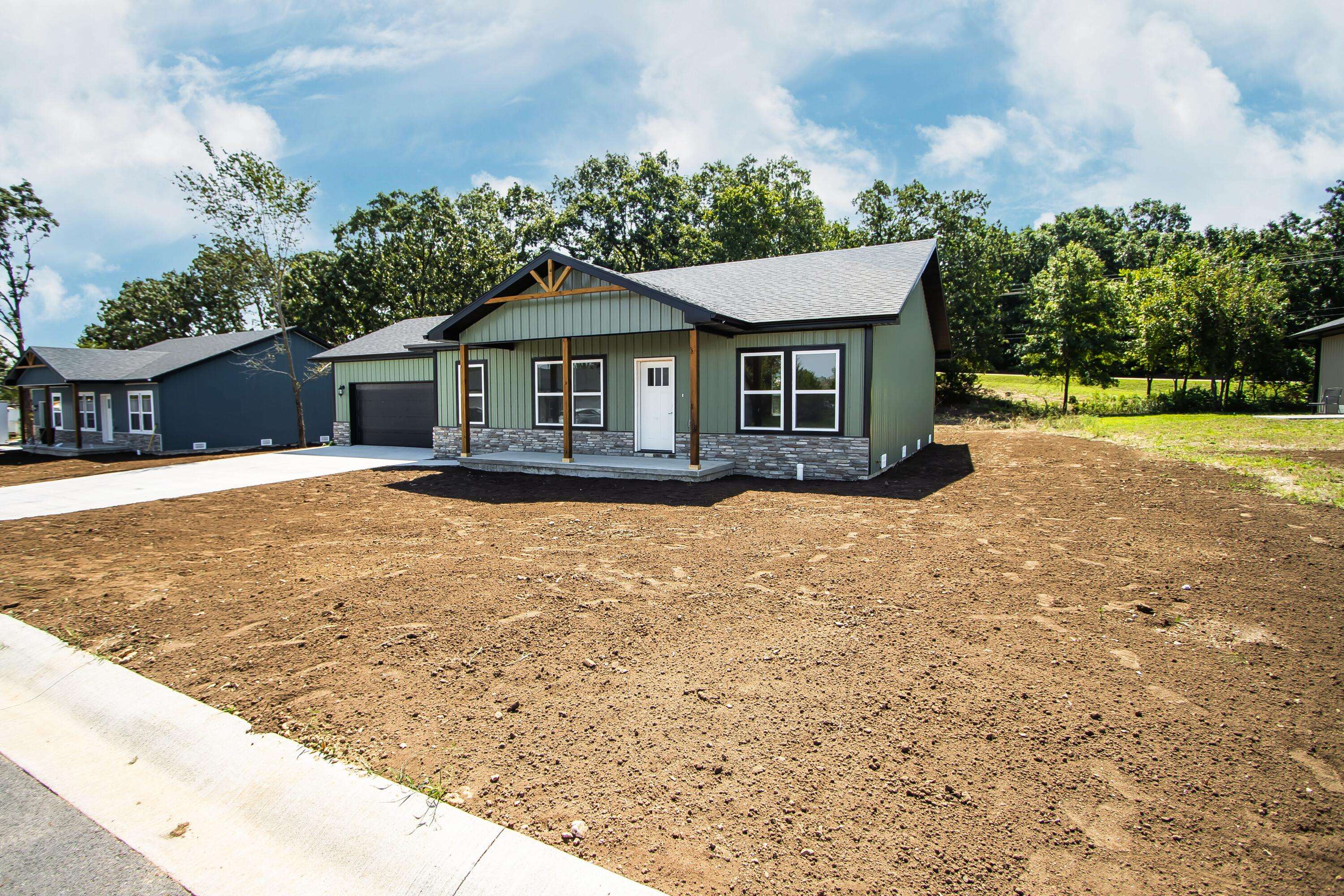 766 Panich ST, Pleasant Hope, MO 65725