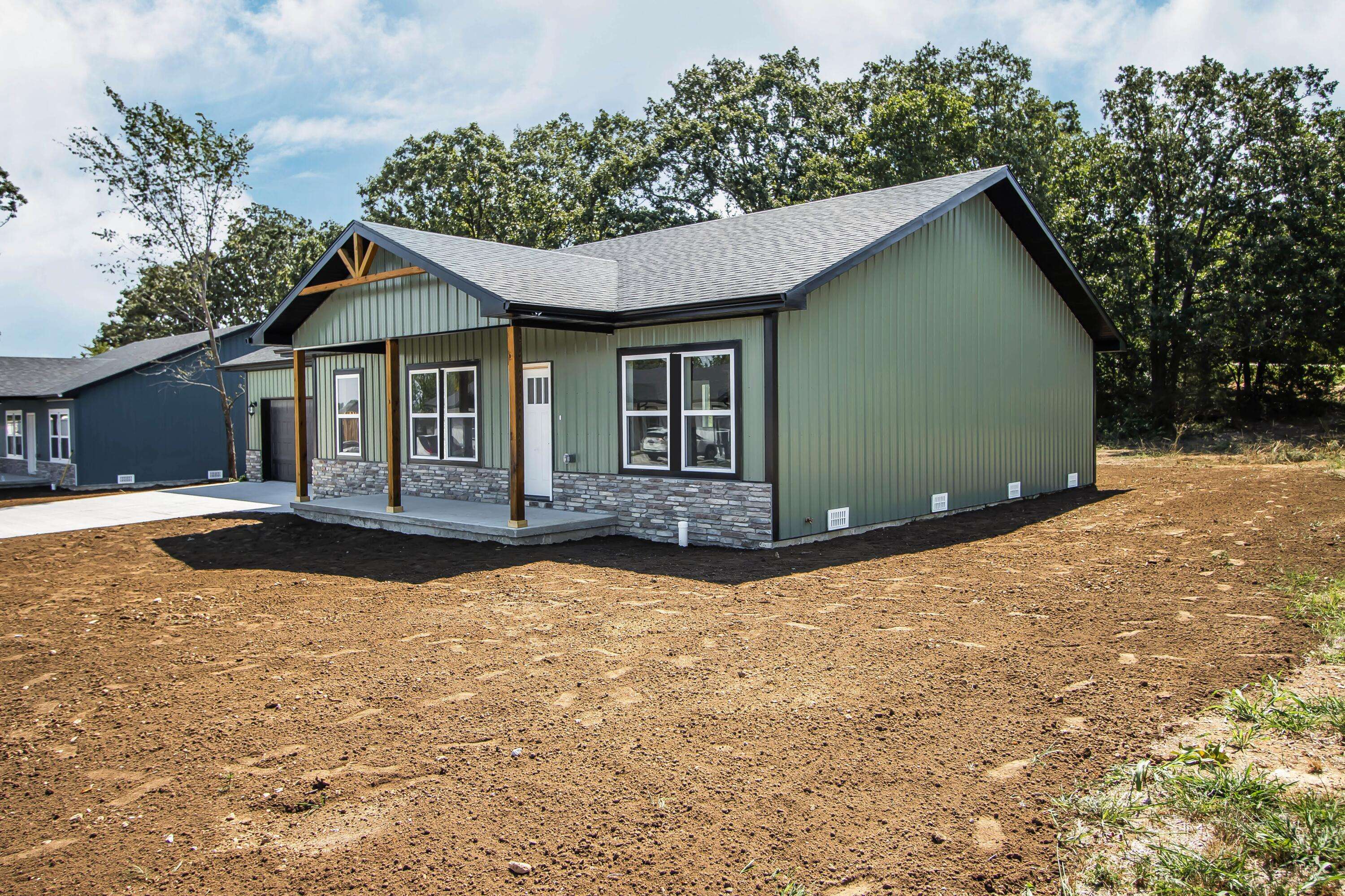 766 Panich ST, Pleasant Hope, MO 65725
