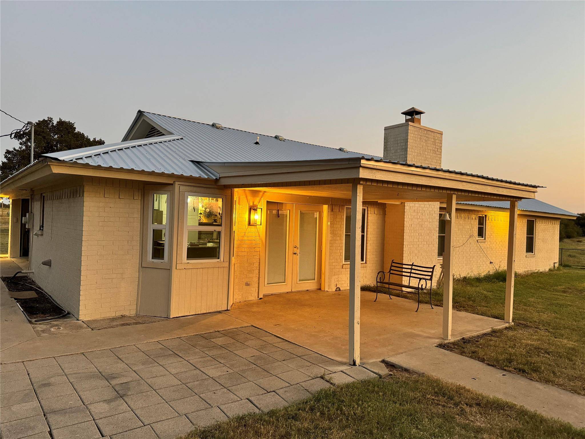 15892 Wood Rd HWY, Holland, TX 76534