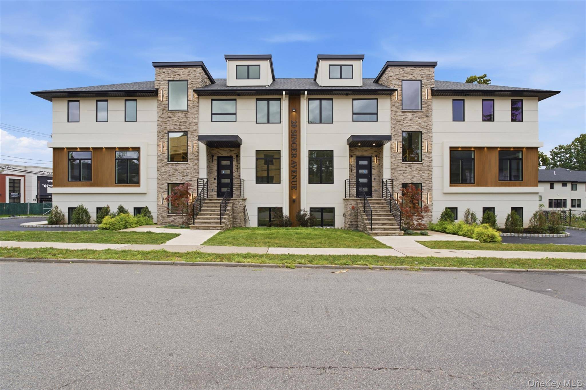 20 Singer AVE #202, Spring Valley, NY 10977