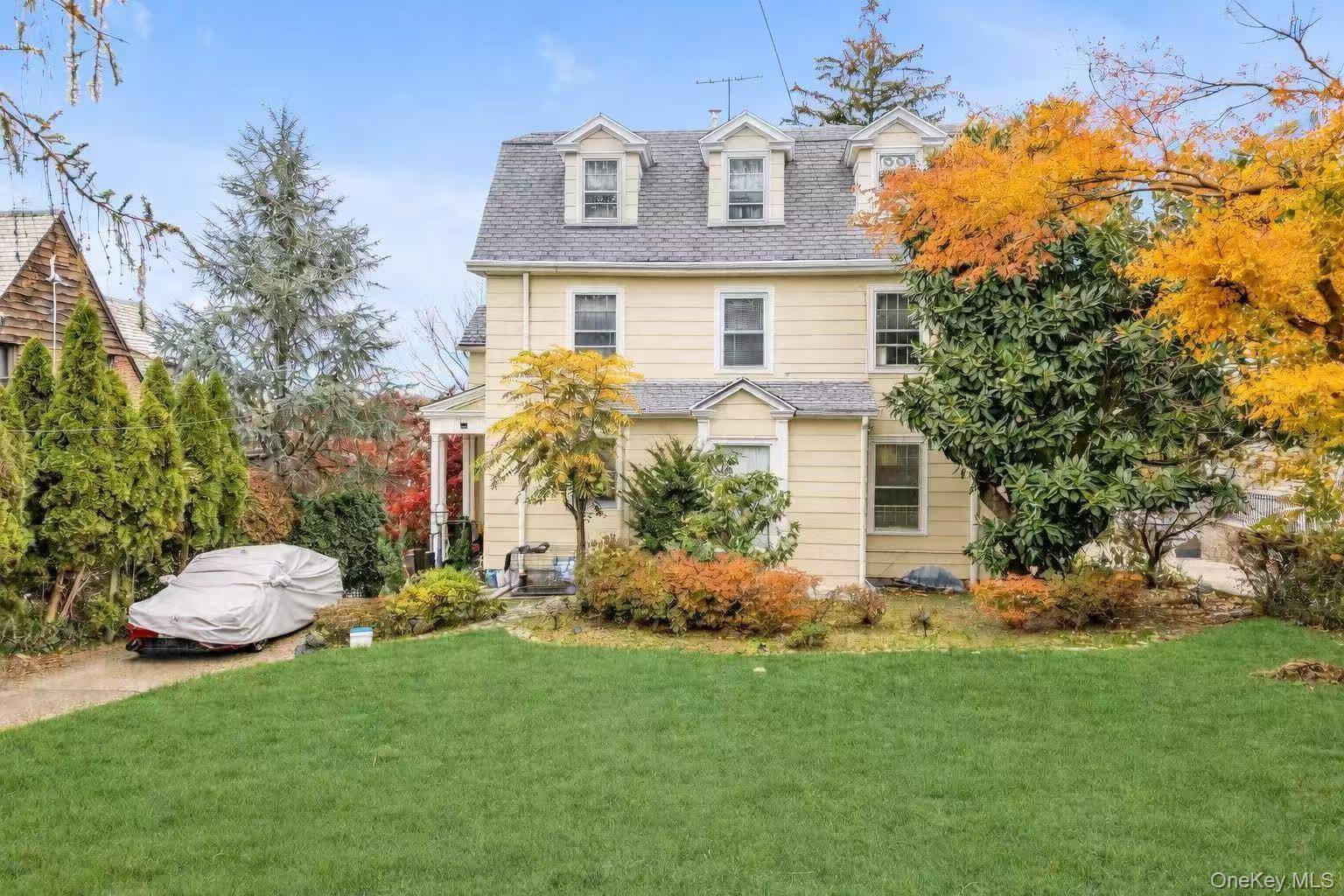 38-19 223rd St, Bayside, NY 11361