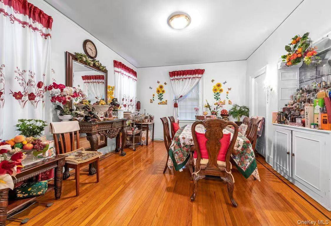 38-19 223rd St, Bayside, NY 11361