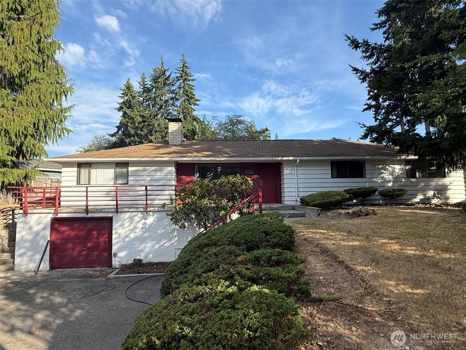 15109 SE Newport WAY, Bellevue, WA 98006
