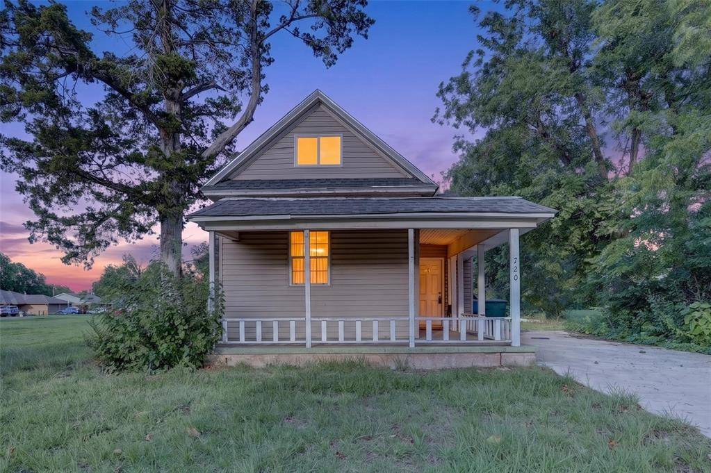 720 N Boulevard ST, Edmond, OK 73034