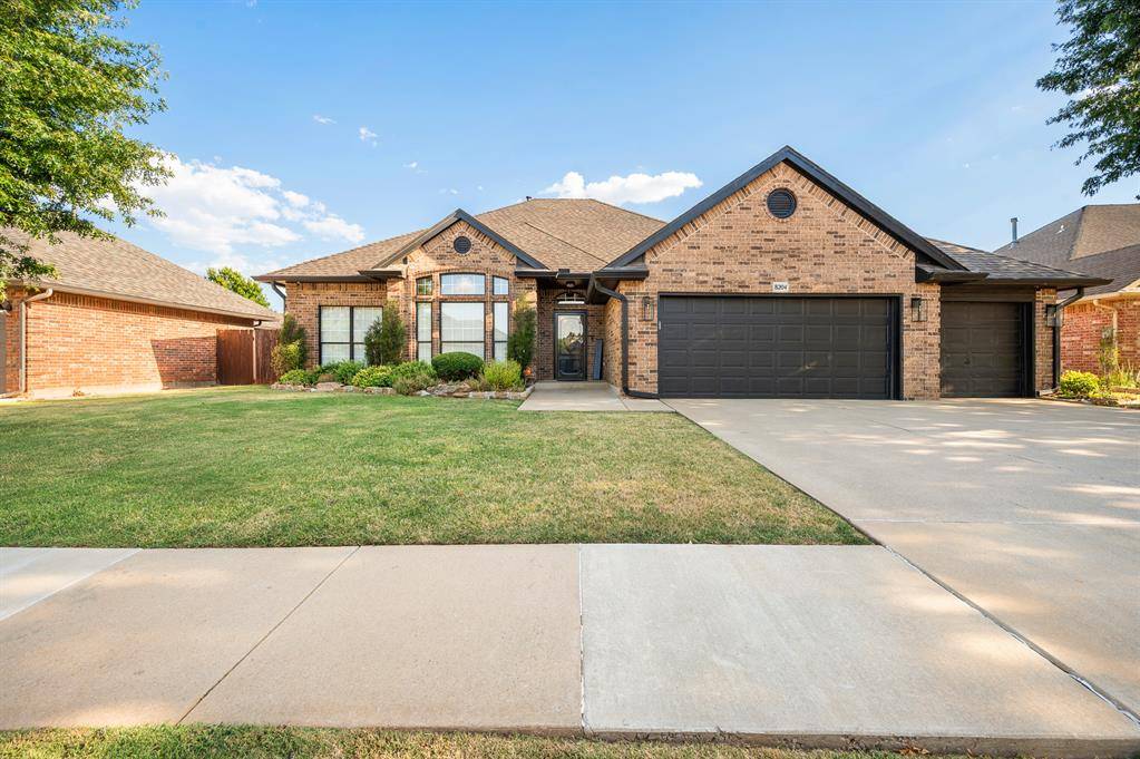 8204 NW 69th ST, Oklahoma City, OK 73132