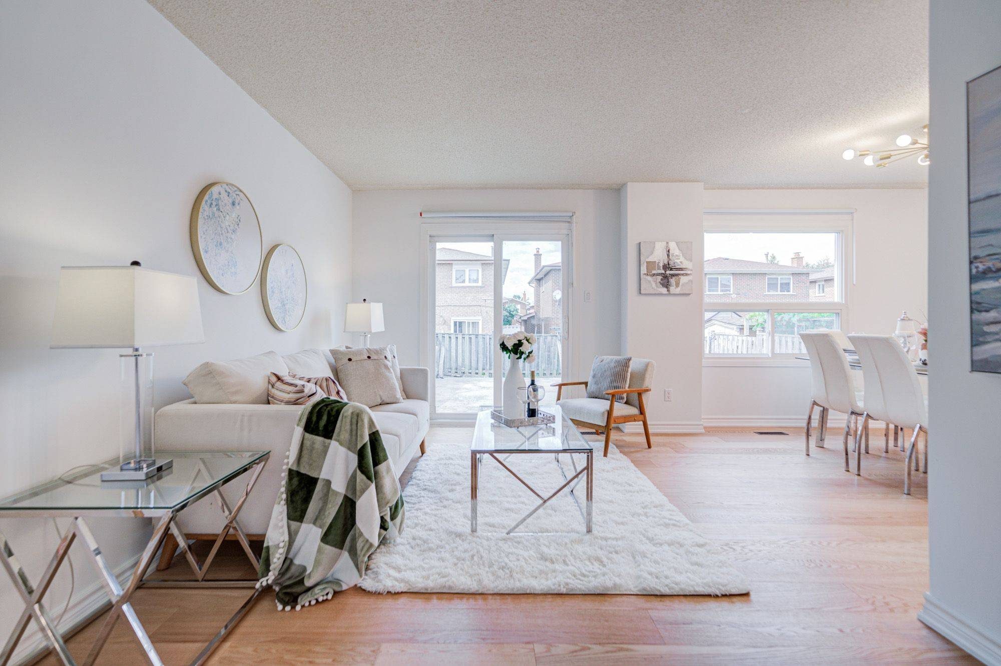 20 Barolo RD, Toronto W10, ON M9V 5B1