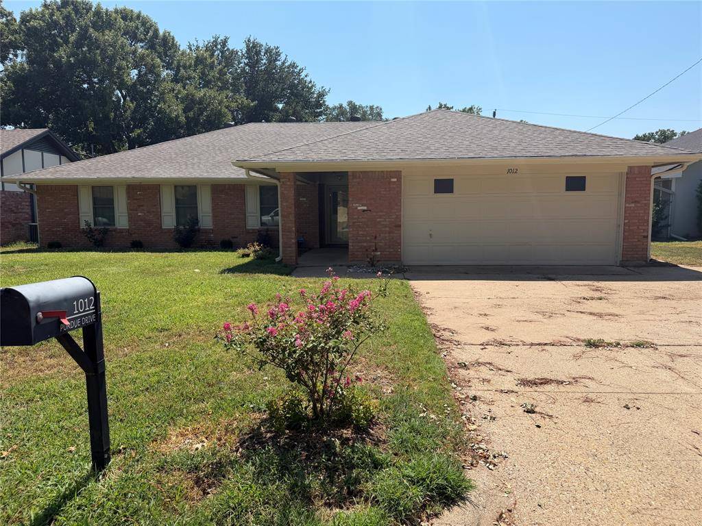1012 Purdue Drive, Arlington, TX 76012