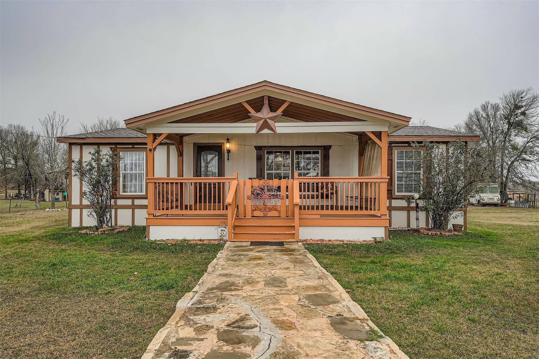 145 Alyssa LOOP, Bastrop, TX 78602