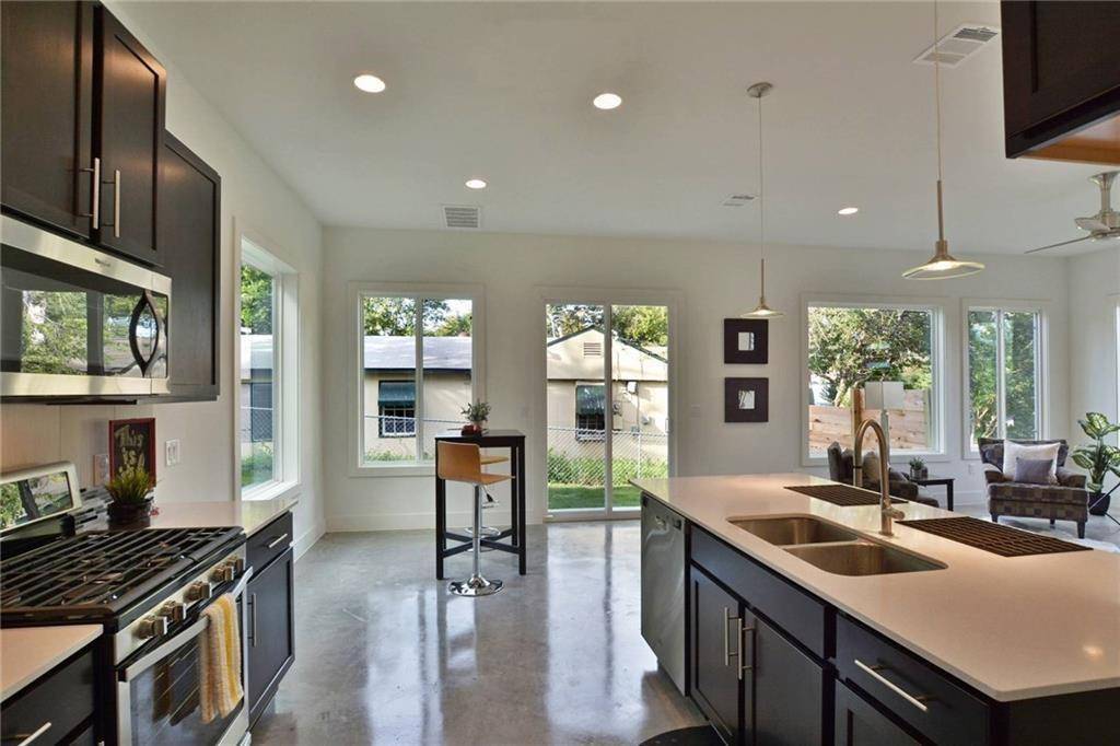 1406 Ulit Ave #A, Austin, TX 78702