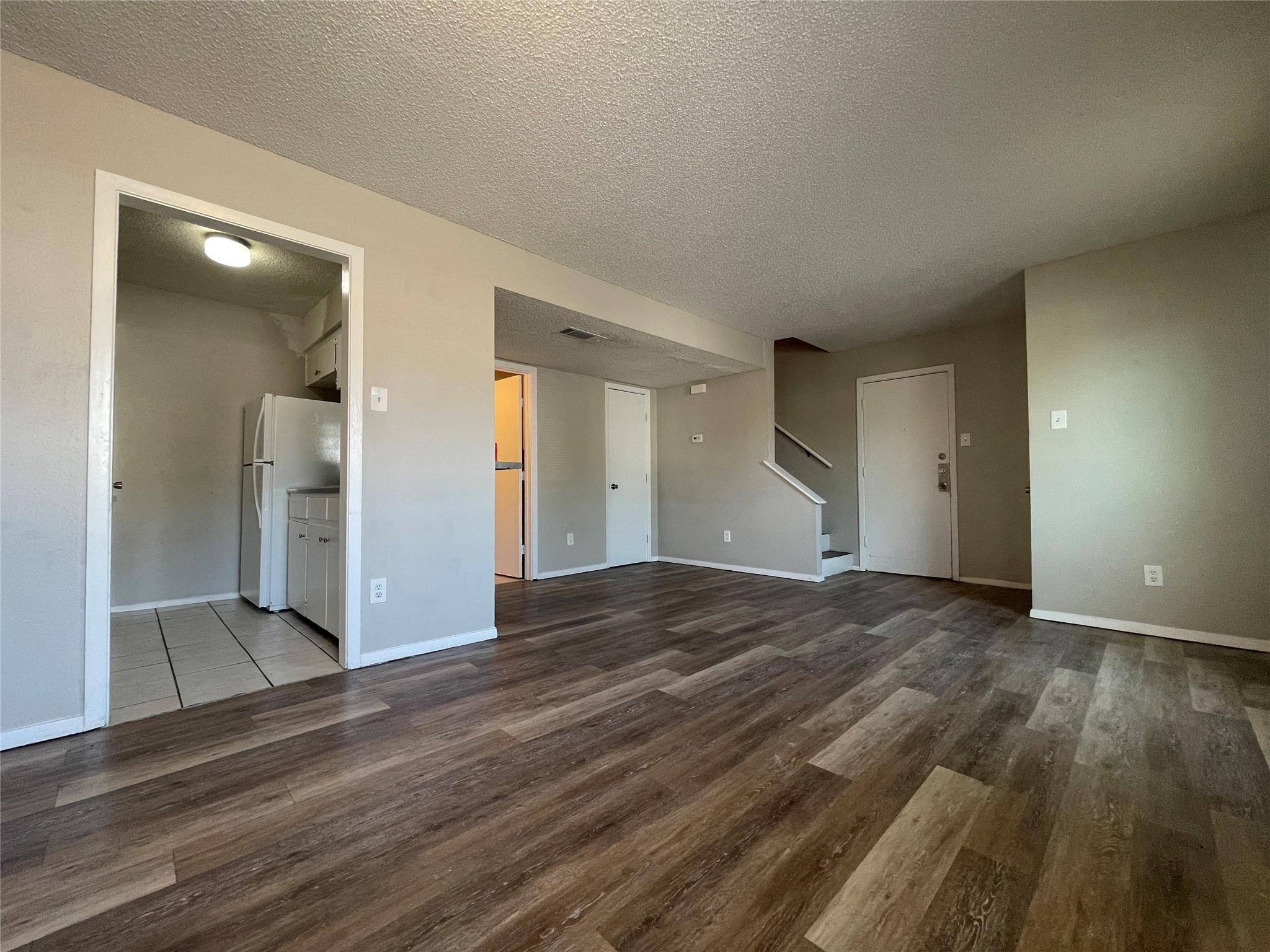2619 Ektom DR #C, Austin, TX 78745