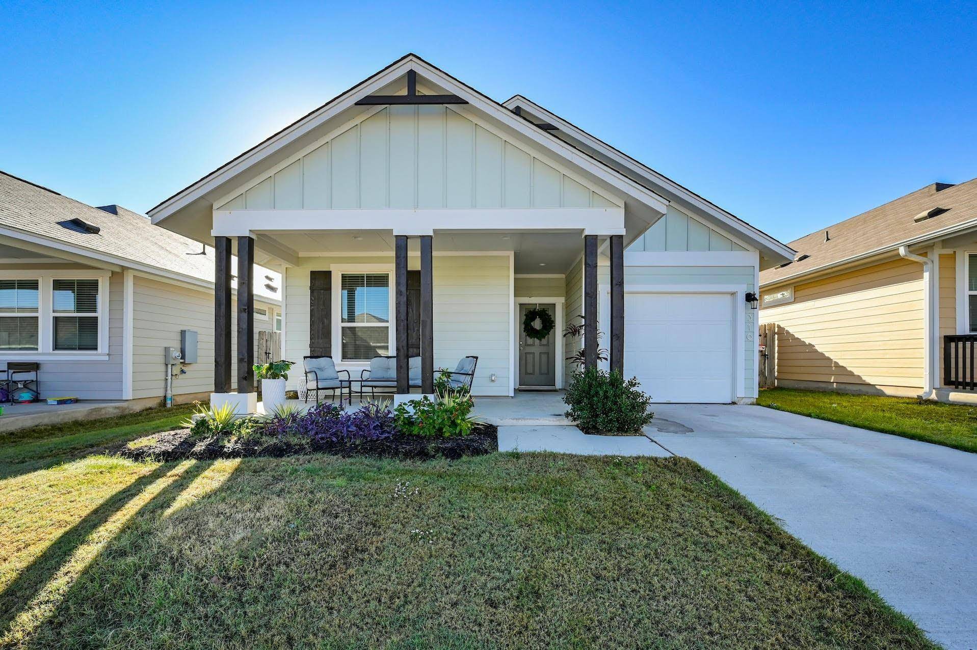 316 La Escalera DR, Leander, TX 78641