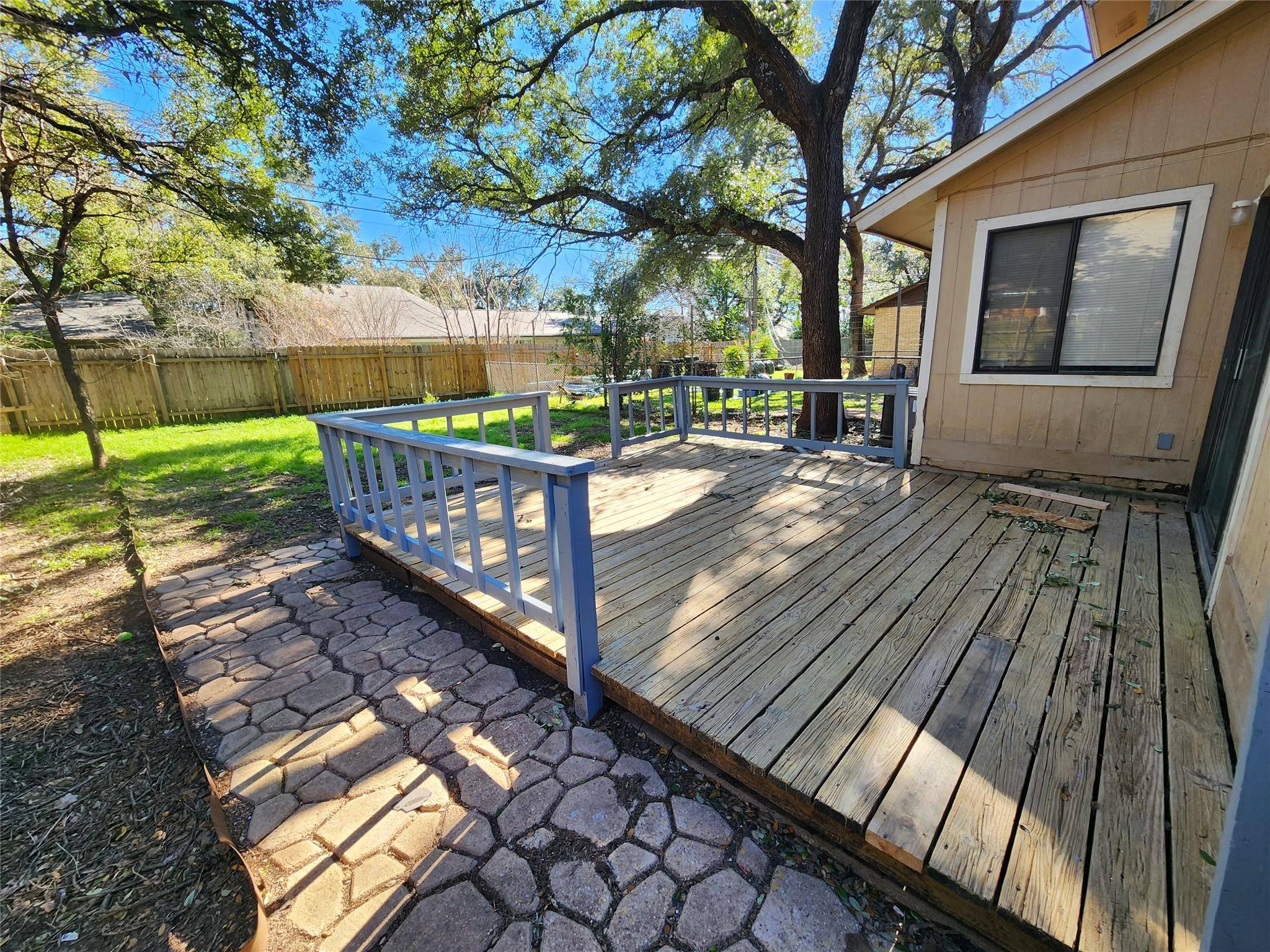 11809 Argonne Forest TRL #B, Austin, TX 78759