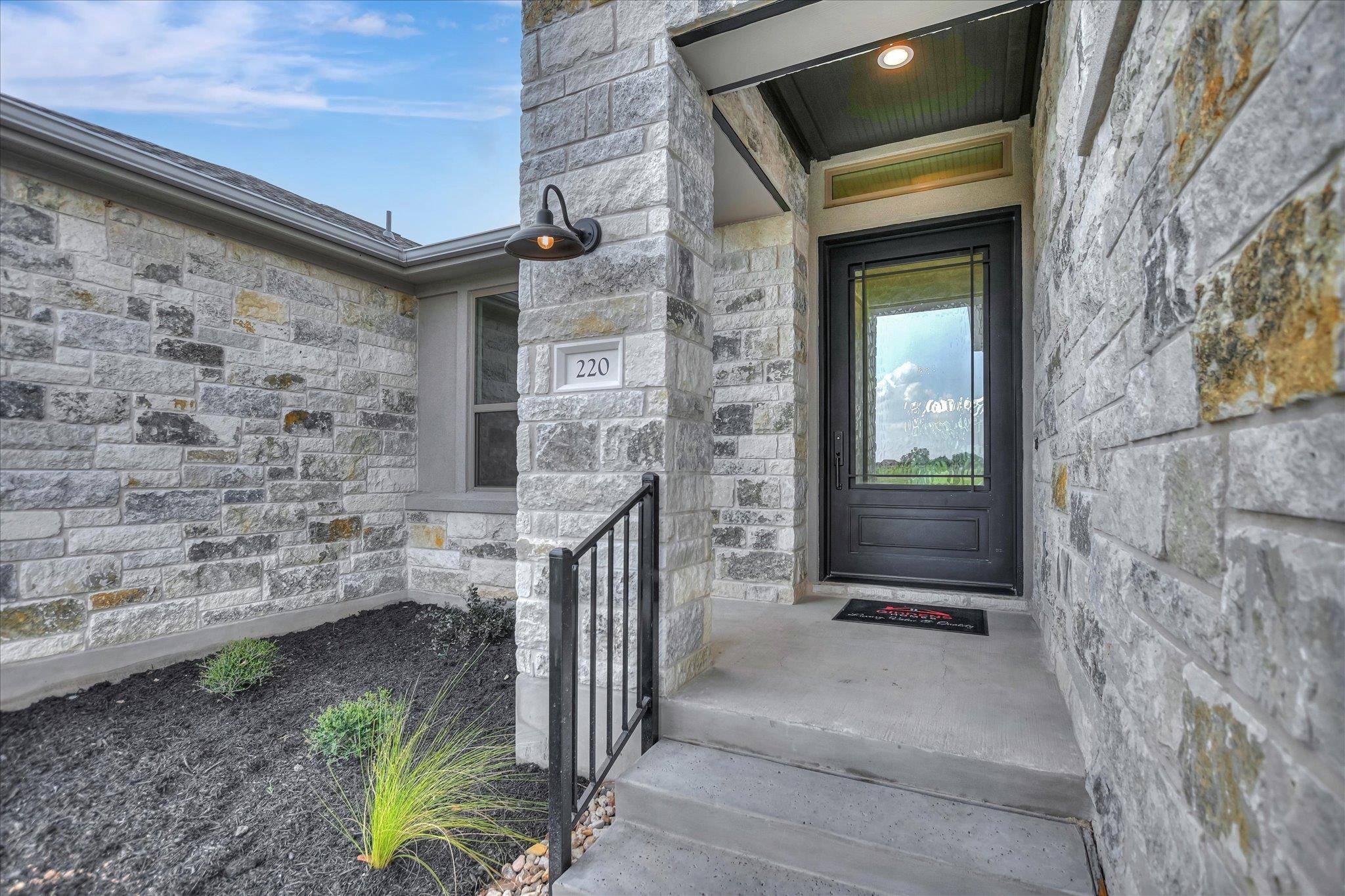220 Scofield Ave, Georgetown, TX 78628