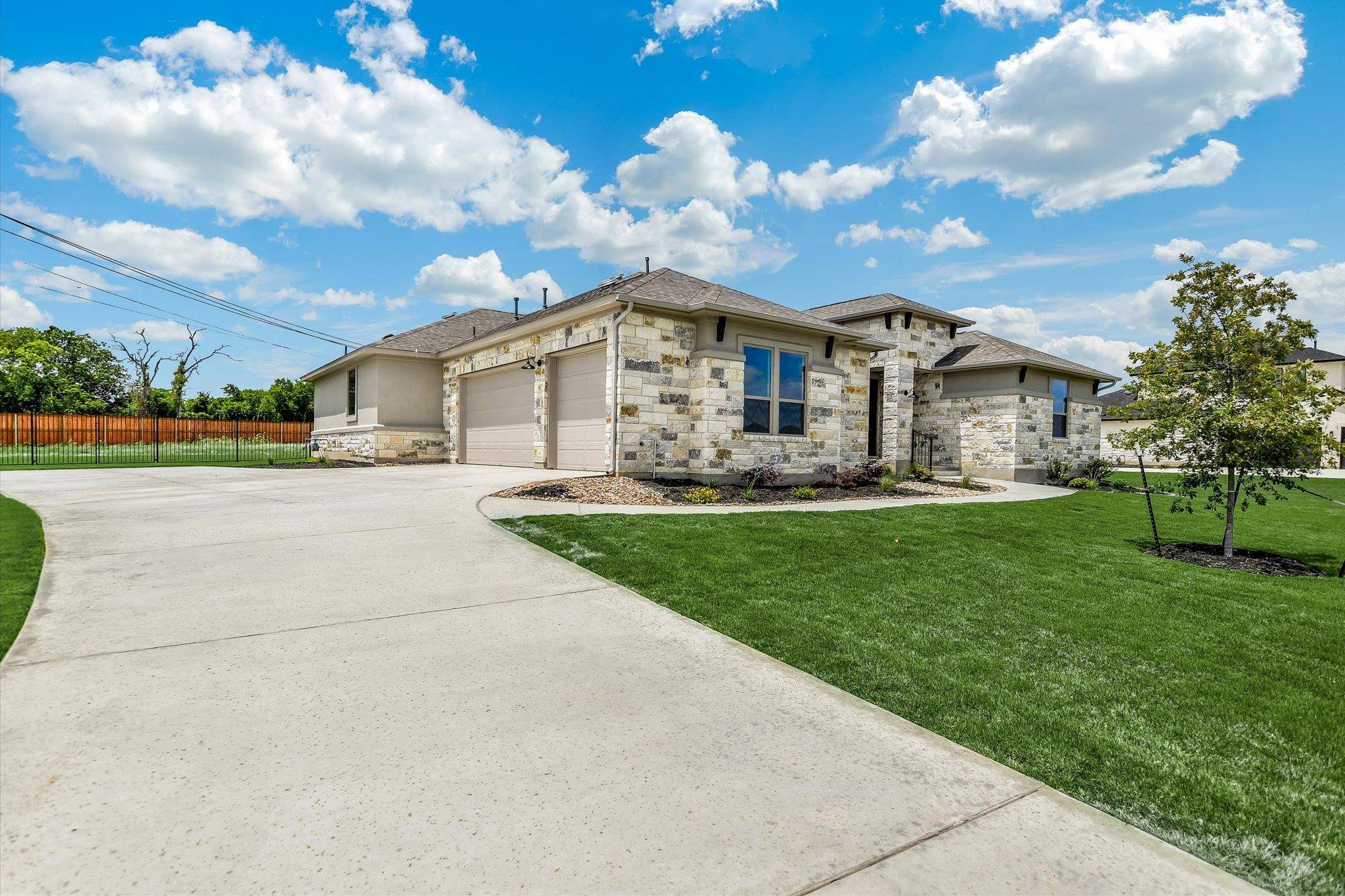 220 Scofield Ave, Georgetown, TX 78628