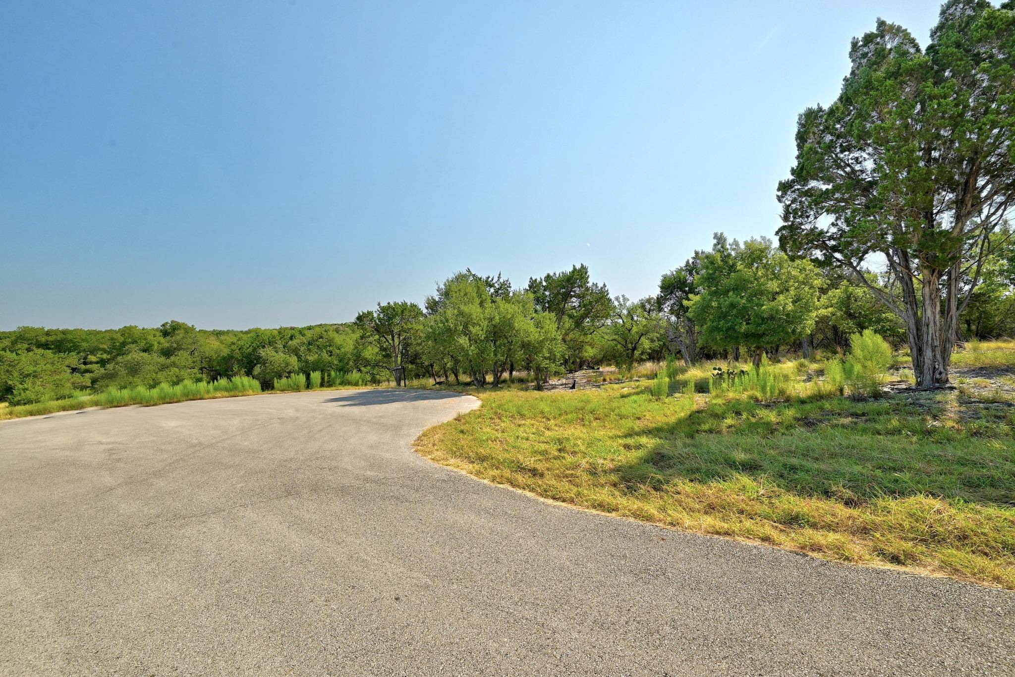 170 Night Wrangler LN, Driftwood, TX 78619