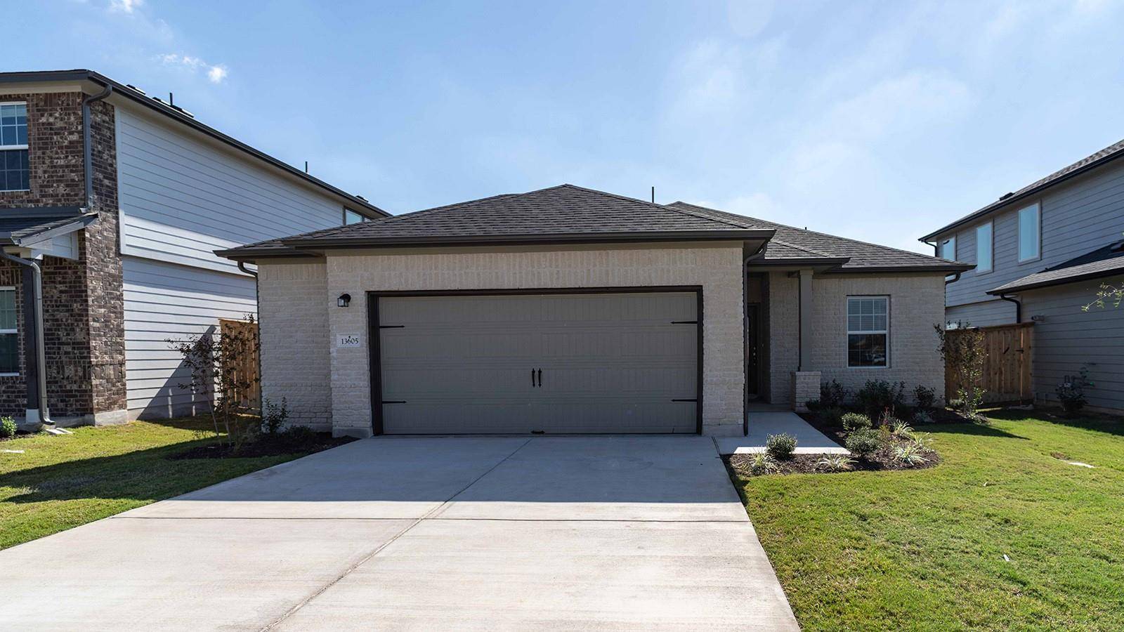 13605 Endless Narrow LN, Elgin, TX 78621