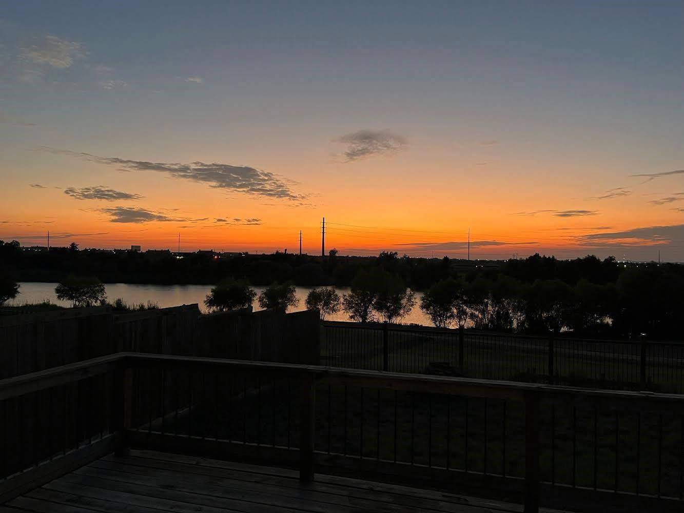 301 Lakemont DR, Hutto, TX 78634