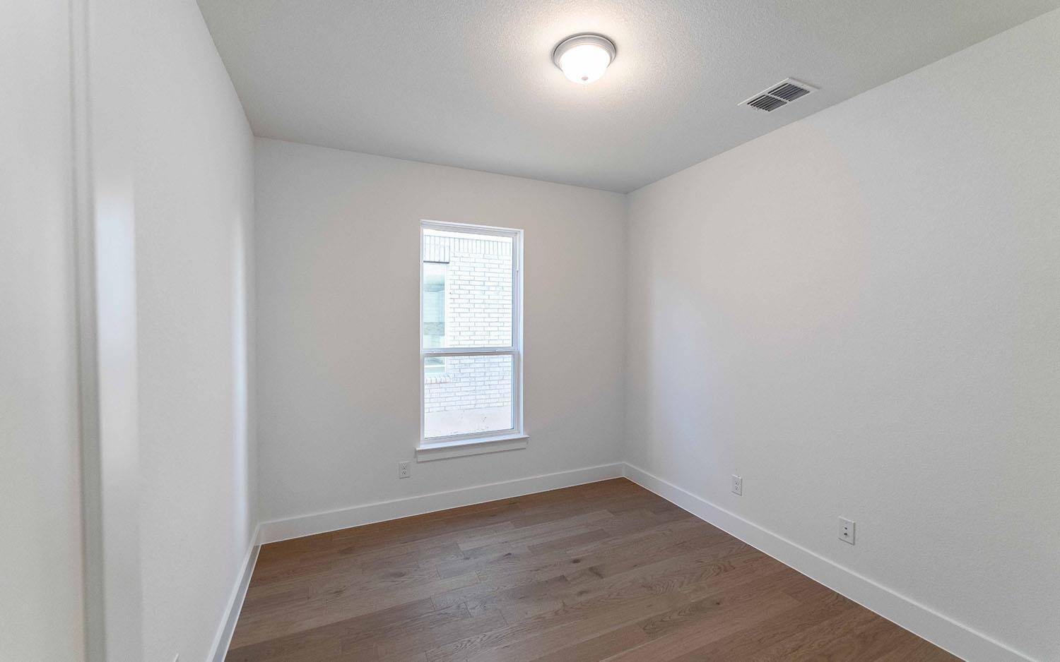 200 Hollister DR, Liberty Hill, TX 78642