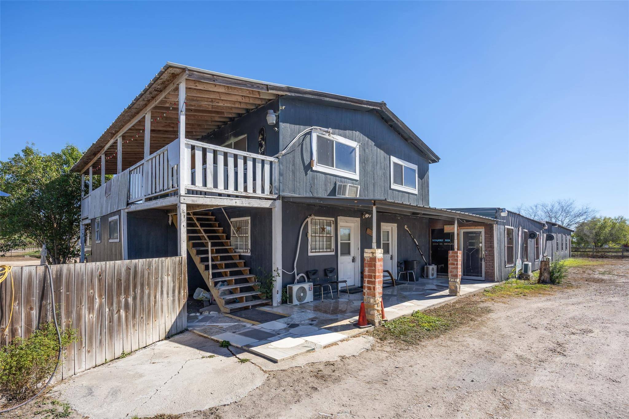 176 Co Rd 304, Orange Grove, TX 78372