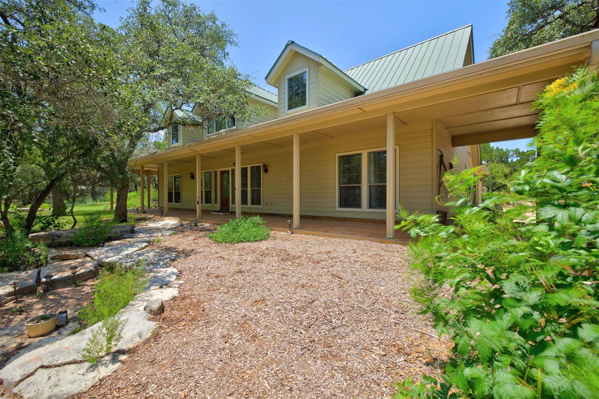 1761 Cottonwood RD, Fischer, TX 78623