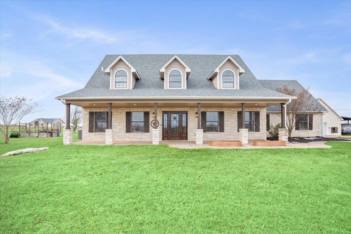 8600 Five Wells RD, Rogers, TX 76569