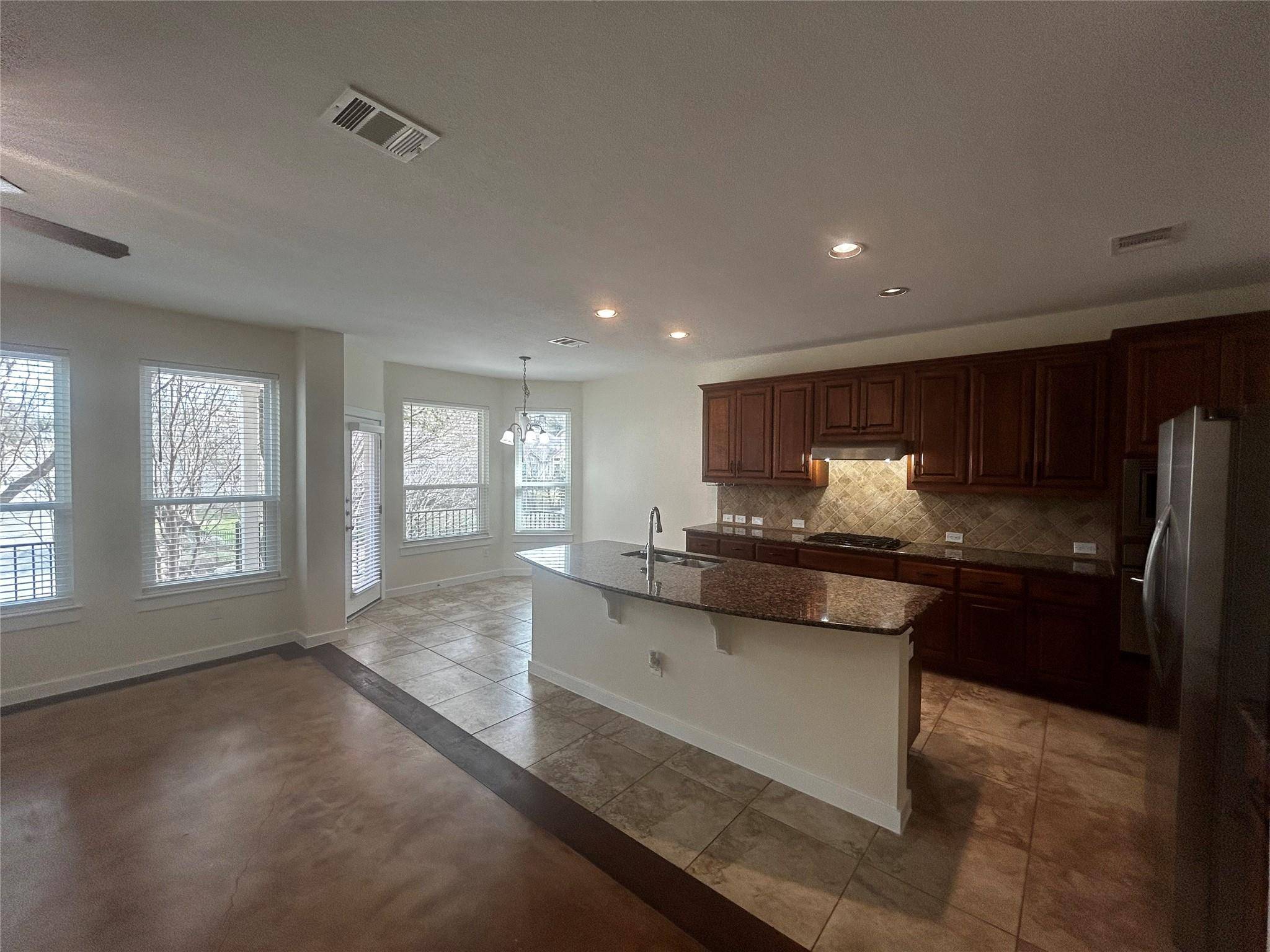 43 Cypress Knee LN #87, Lakeway, TX 78734