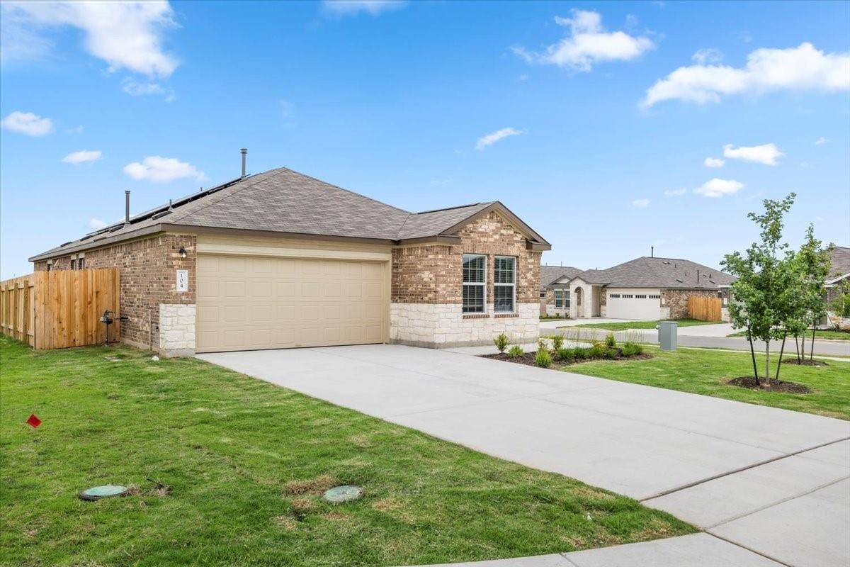104 Winged Foot CV, San Marcos, TX 78666