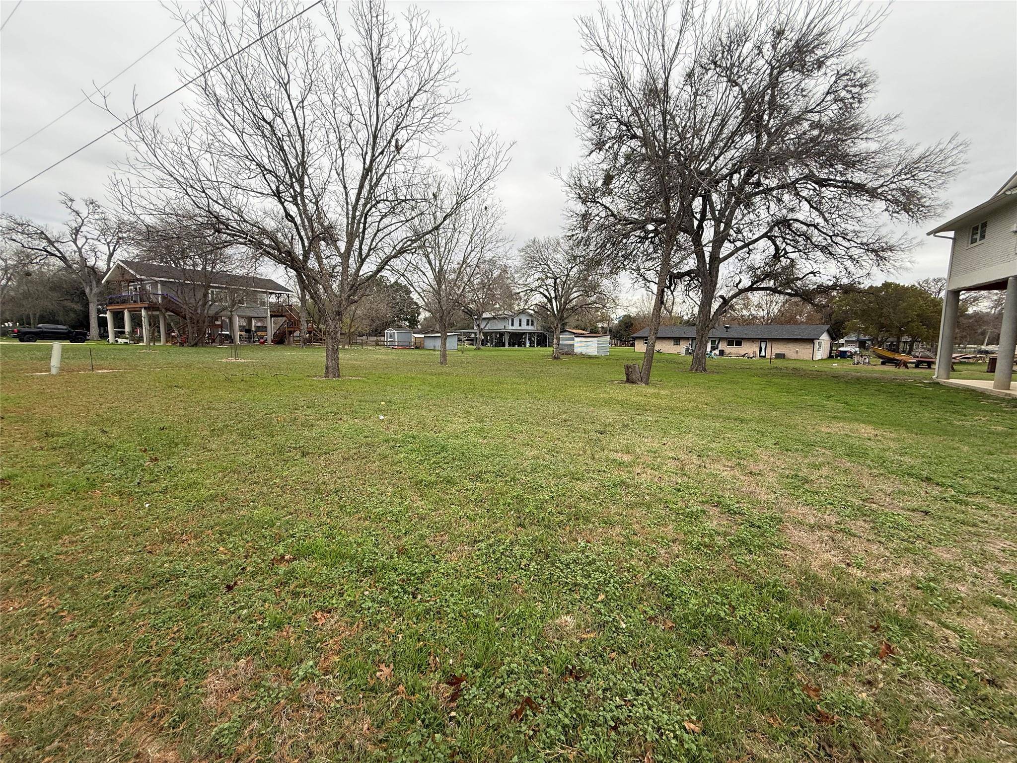 112 Lake Forrest DR, Seguin, TX 78155