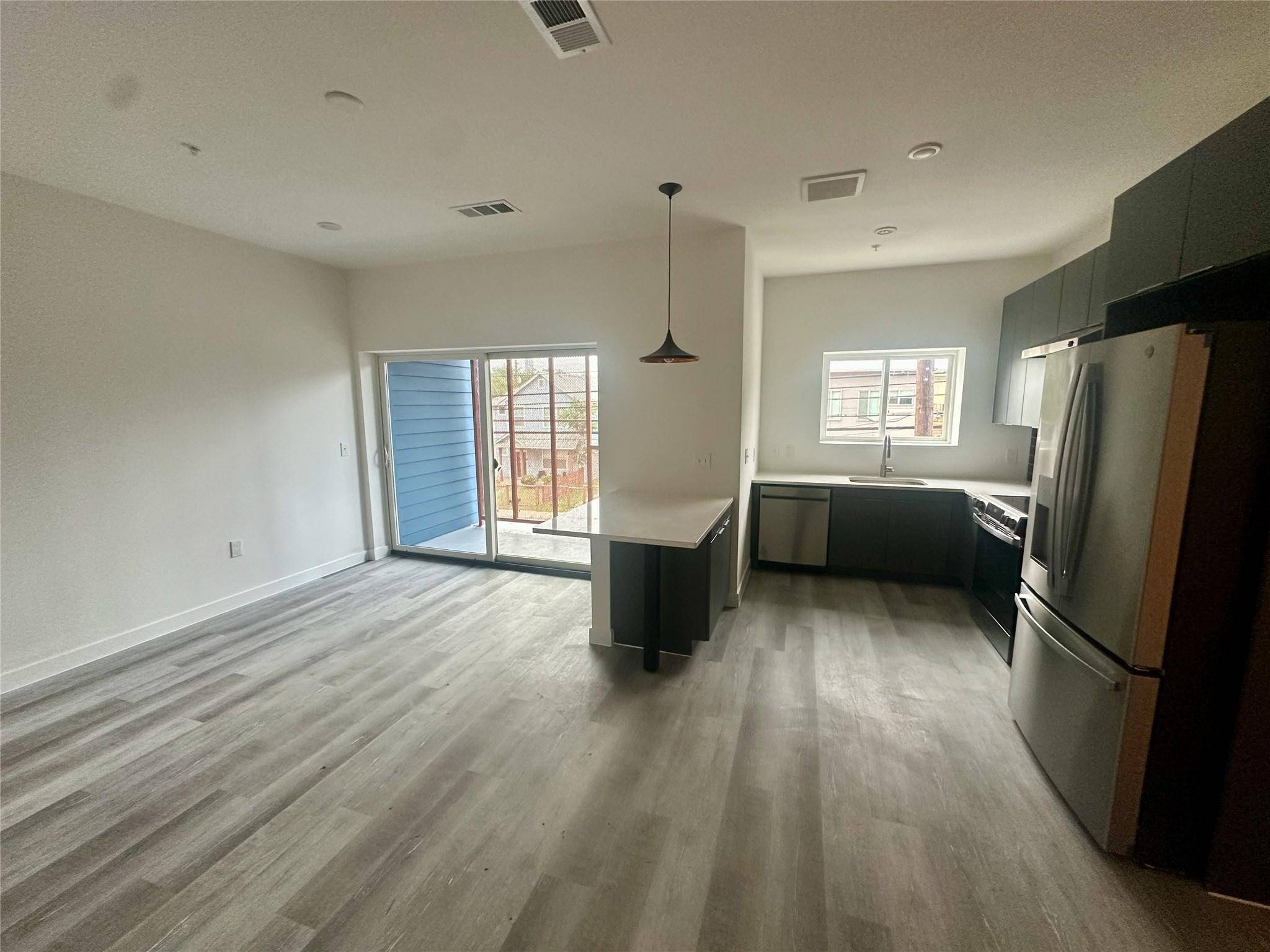 1309 Chicon ST #202, Austin, TX 78702