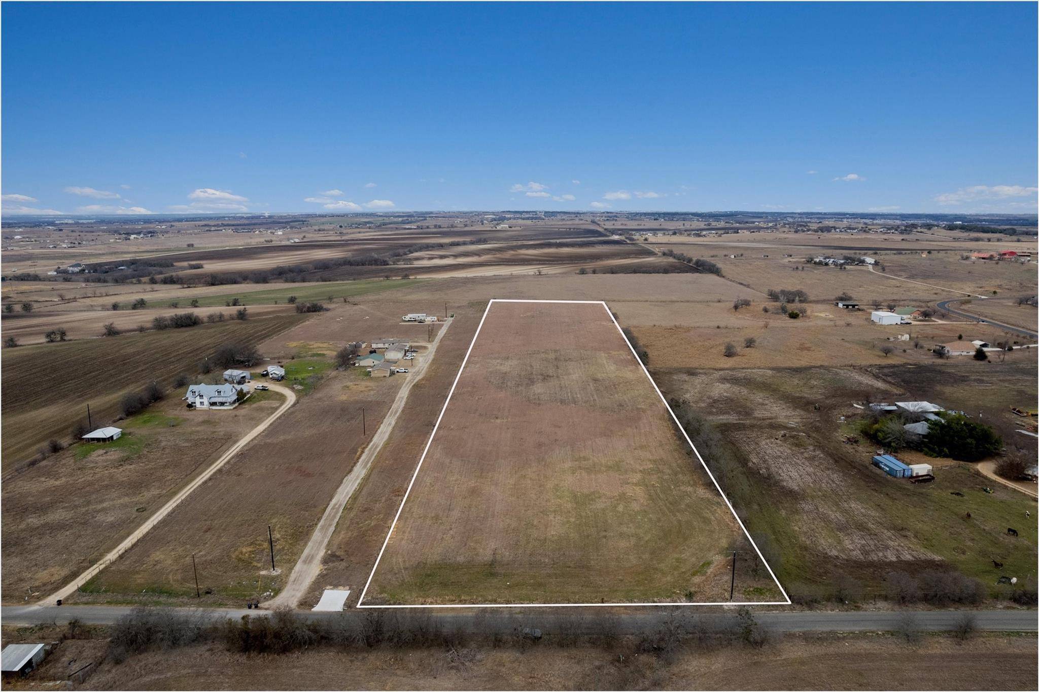 365 County Road 153, Georgetown, TX 78626