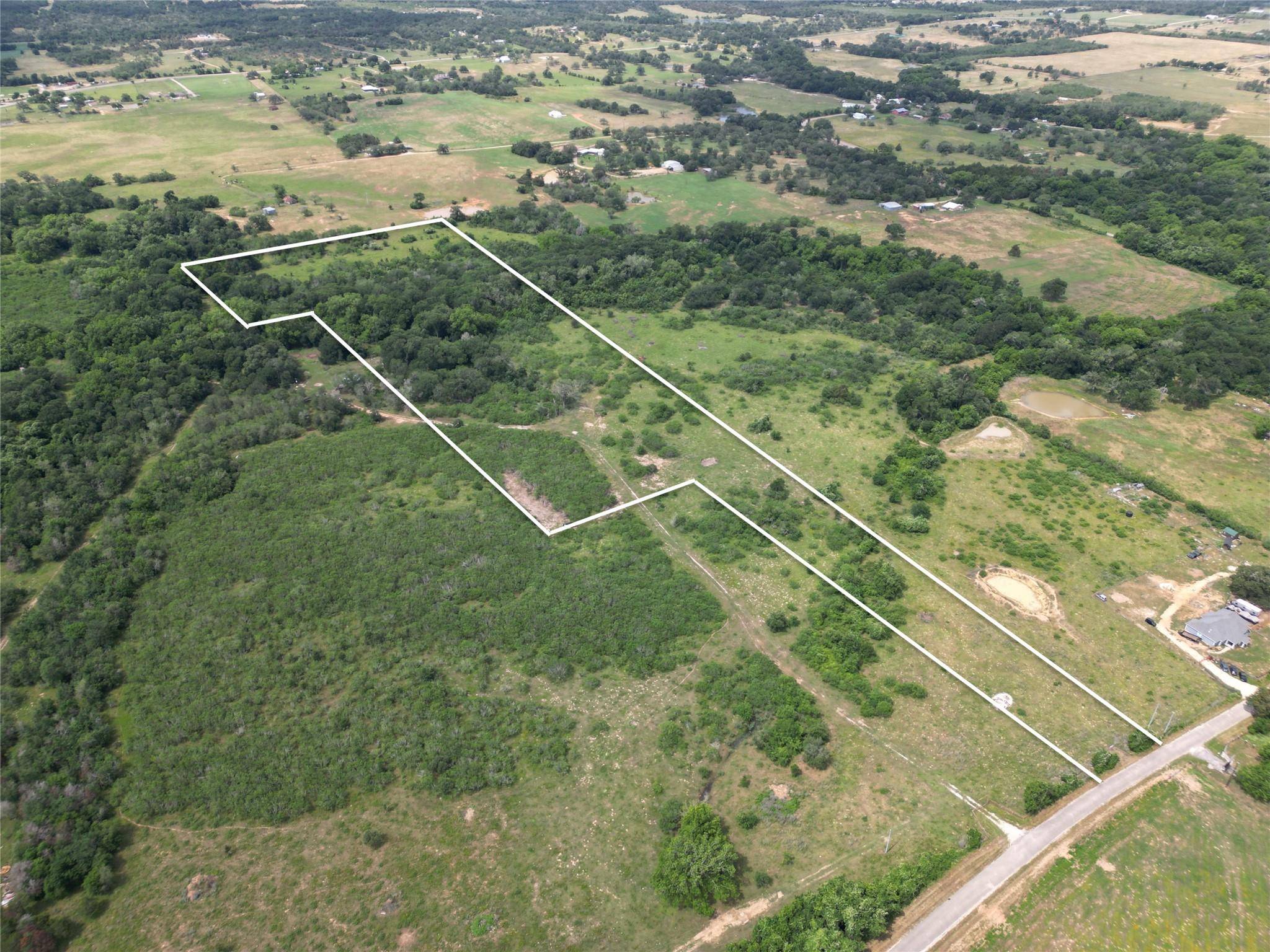 285 Watterson School RD, Red Rock, TX 78662