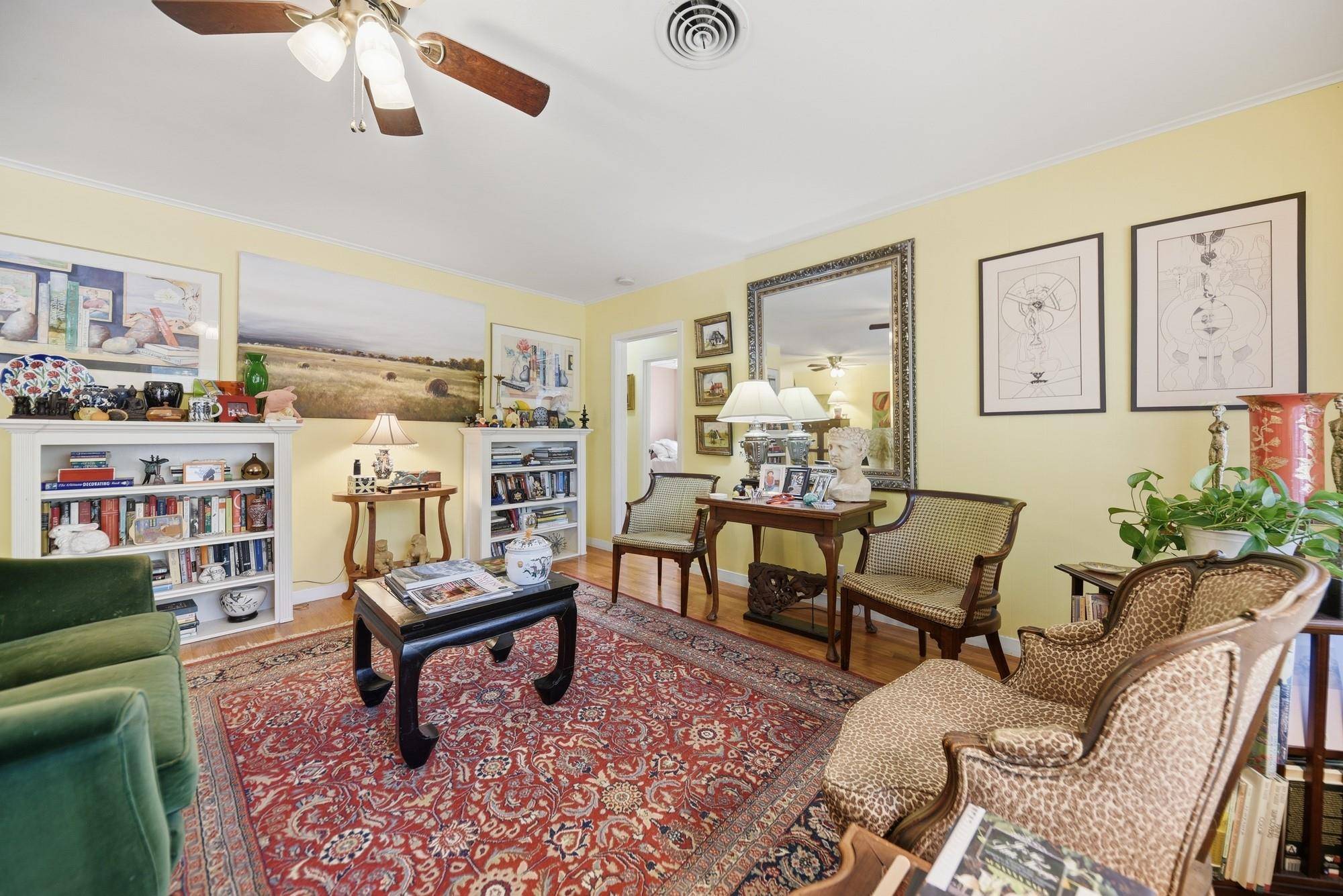 1703 S Day ST, Brenham, TX 77833