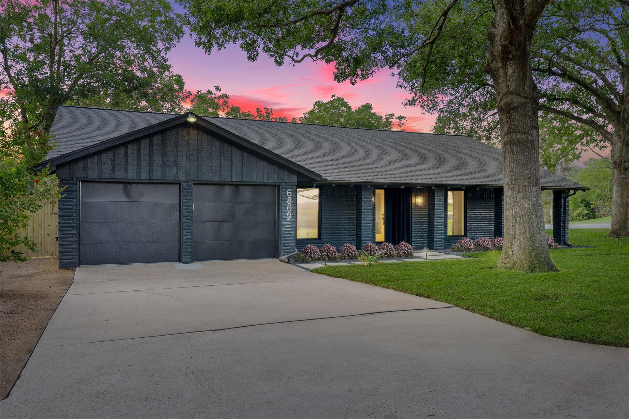 6809 Willamette DR, Austin, TX 78723