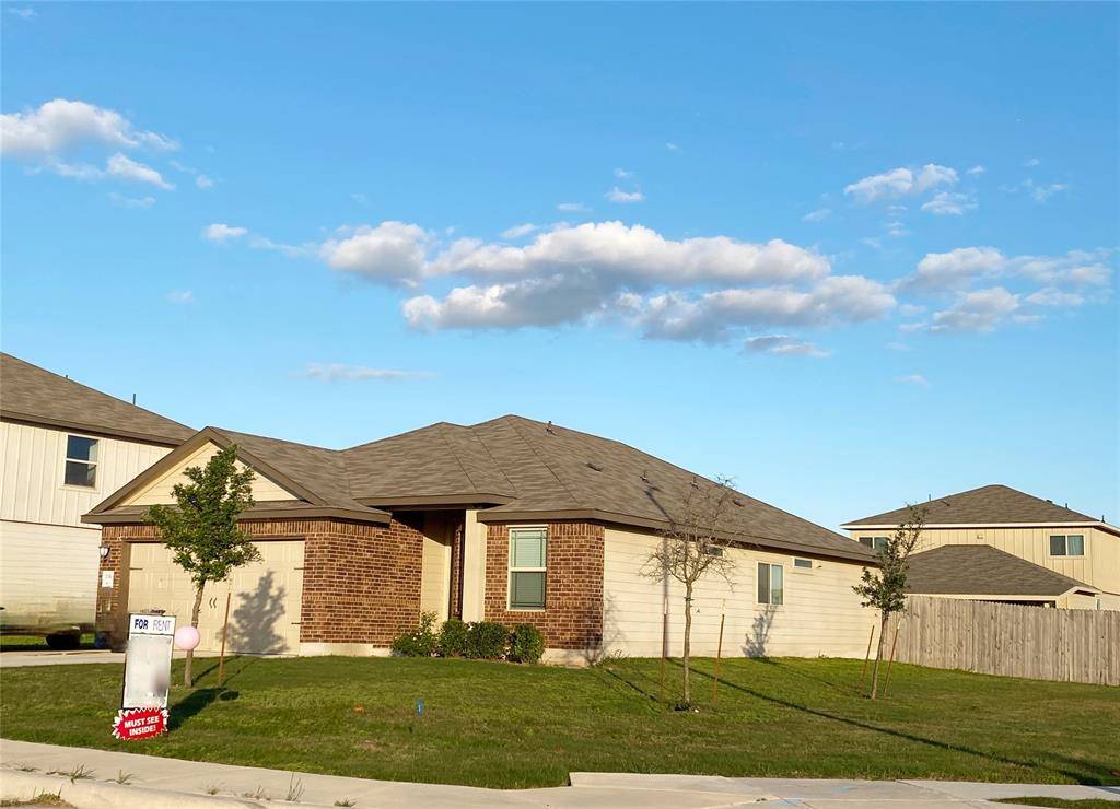 233 Red Sun DR, Kyle, TX 78640