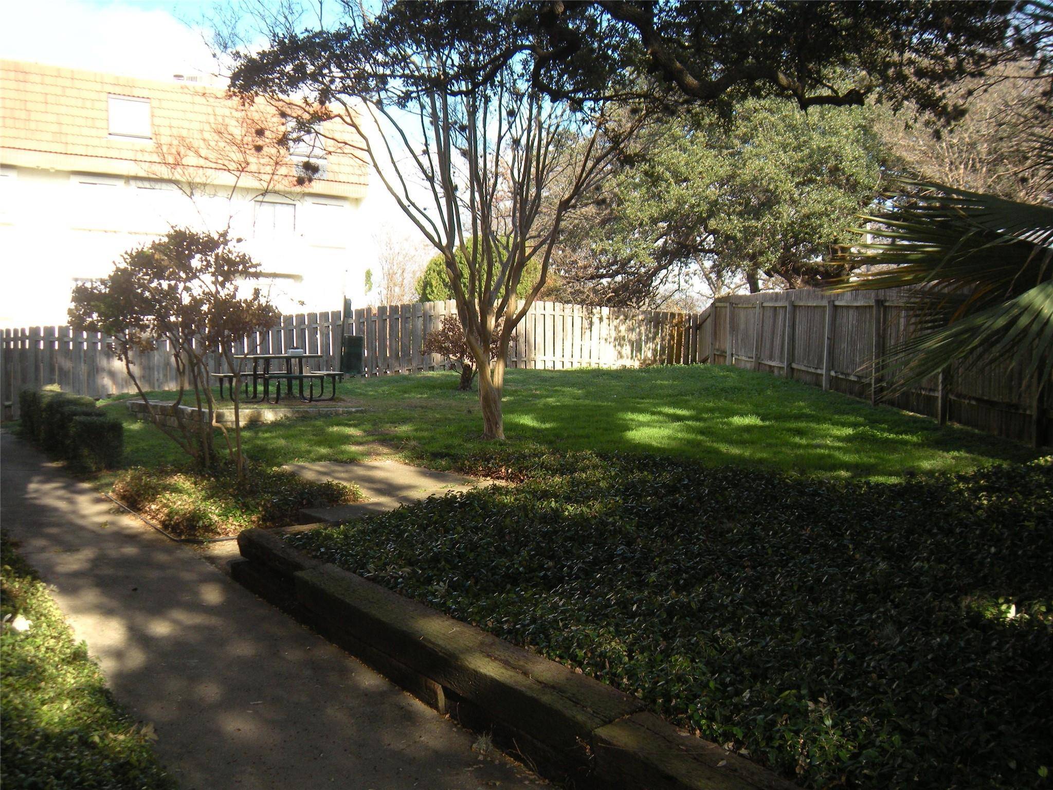 114 E 31st ST #106, Austin, TX 78705