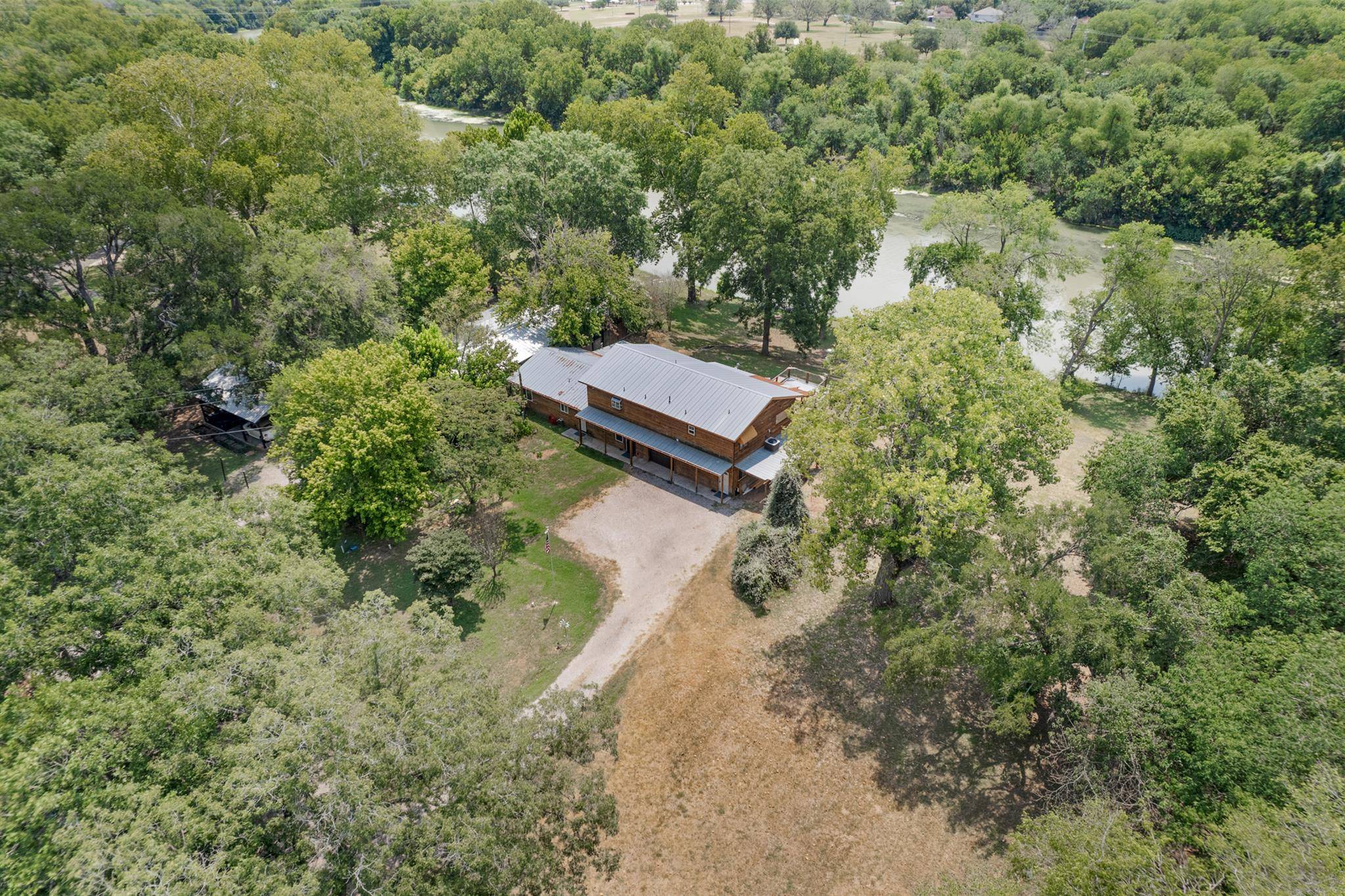 315 Riverwood DR, Bastrop, TX 78602
